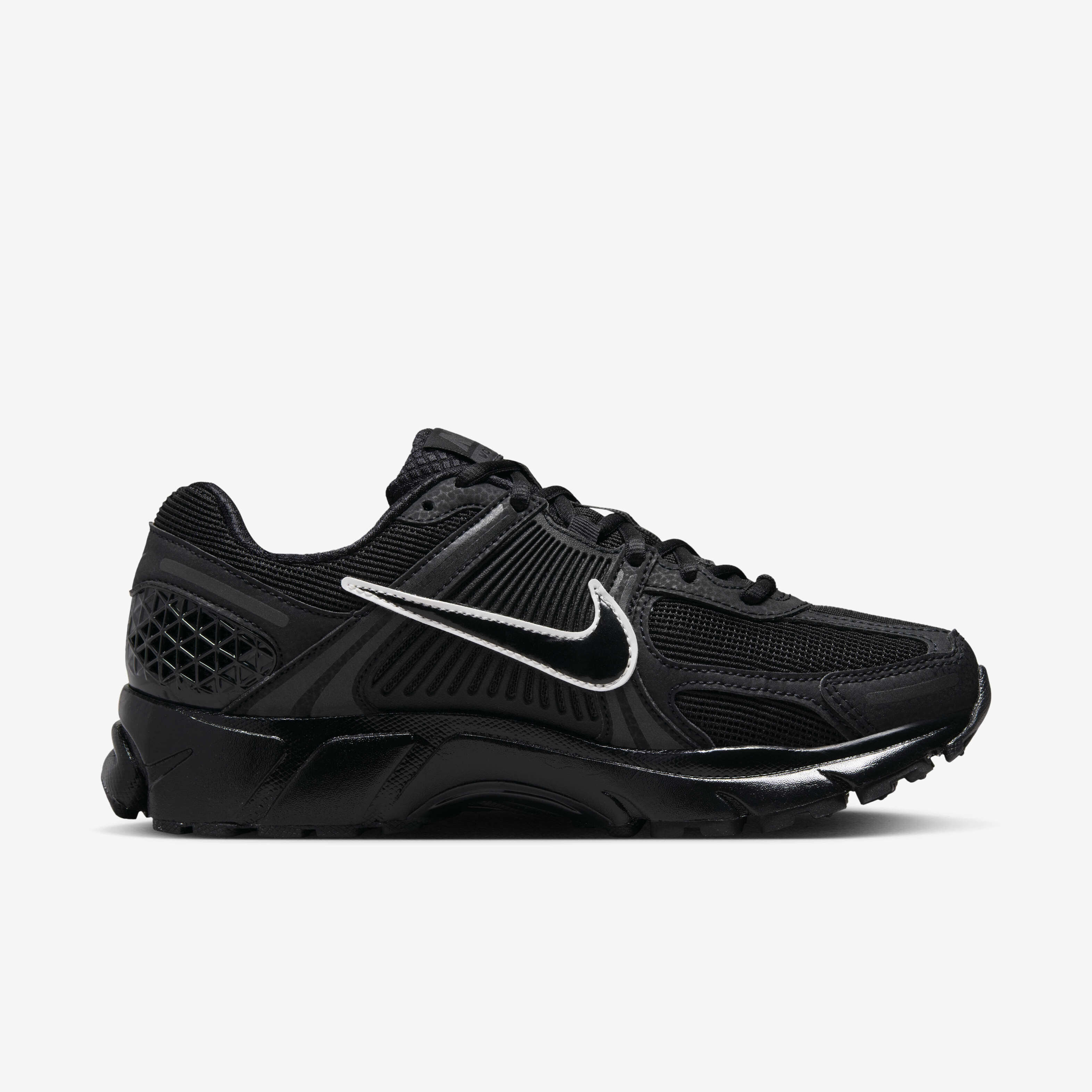 Buy Nike Zoom Vomero 5 Women s Shoes Nike Saudi Official