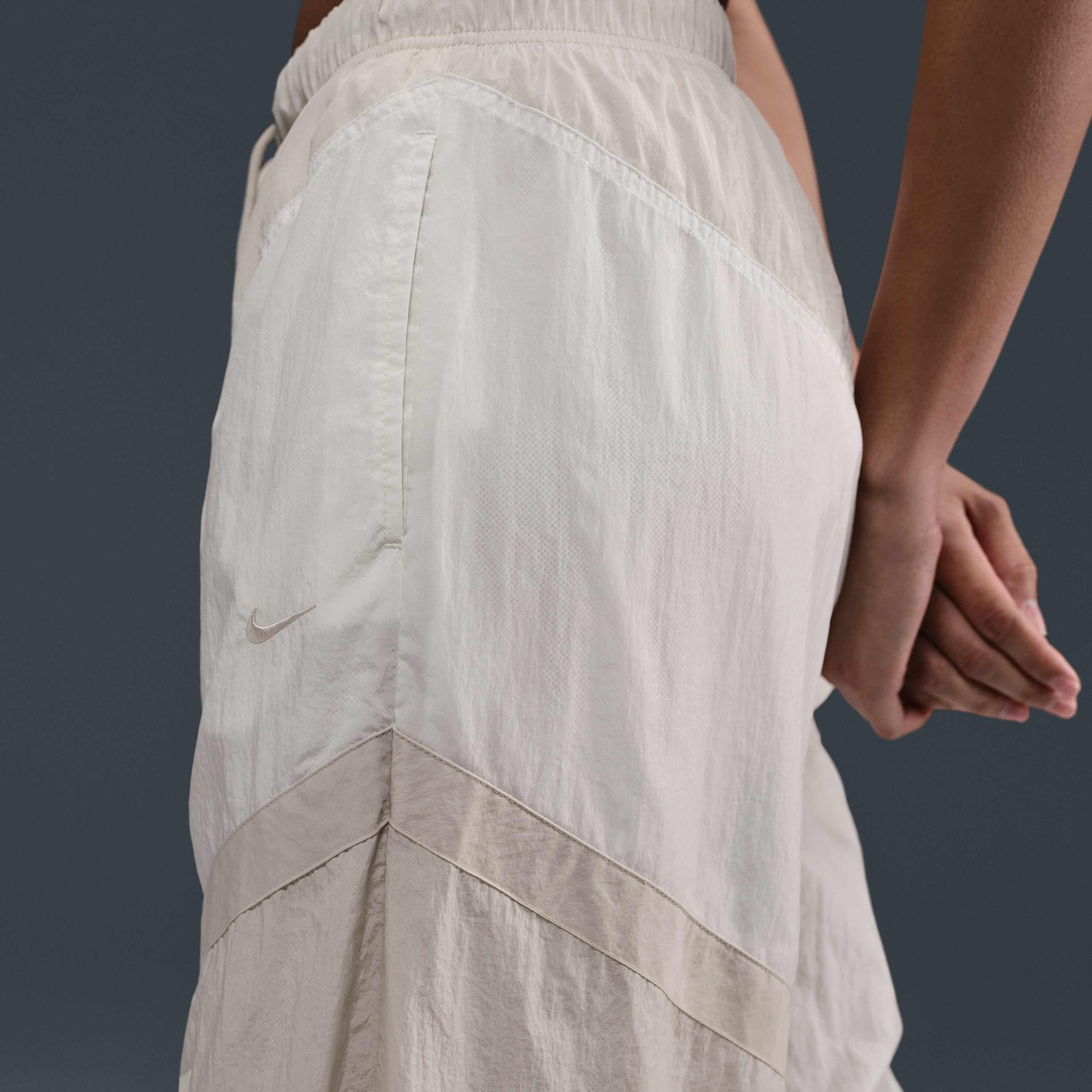 Nike Sportswear image number 2