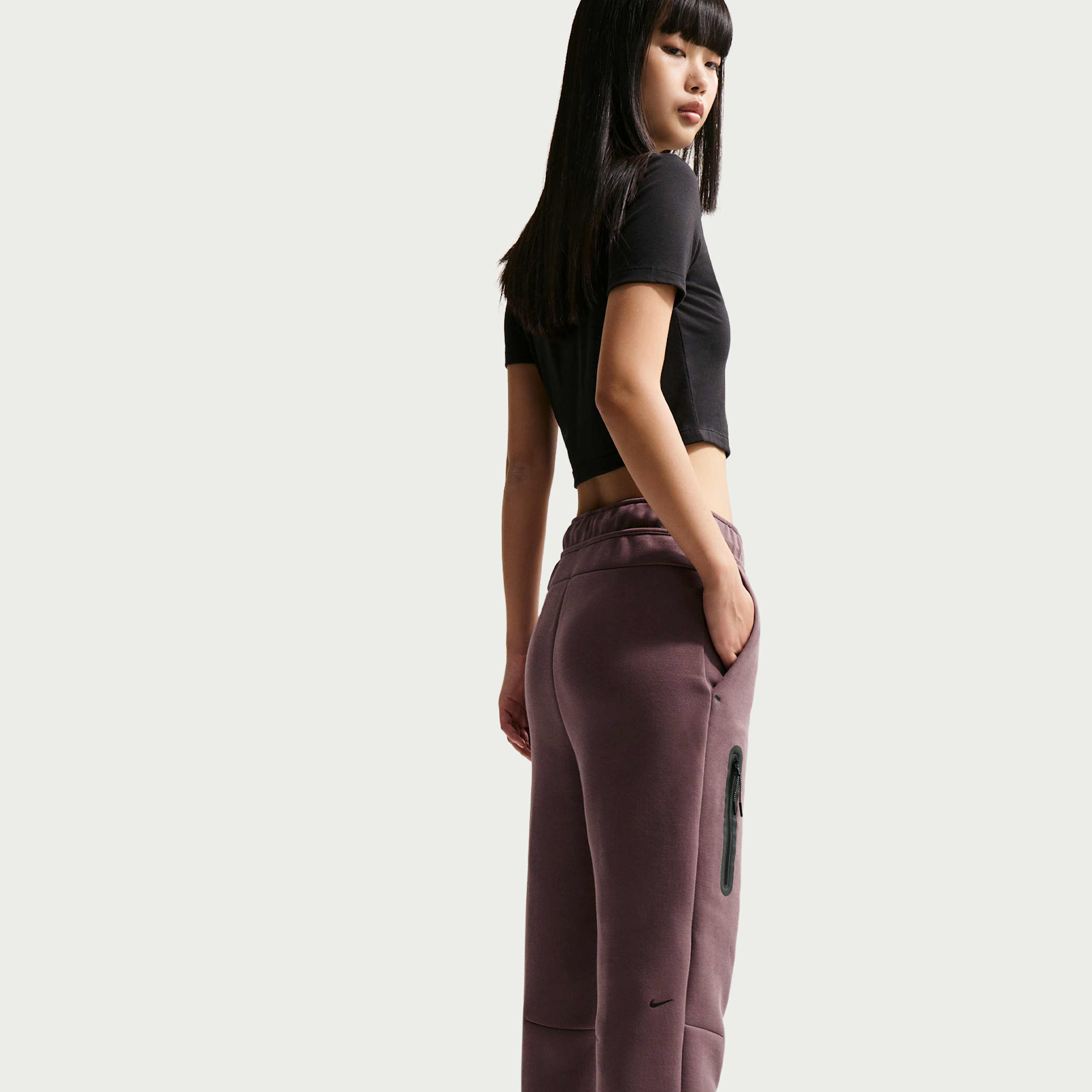 نايكي سبورتسوير تك فليس image number 3