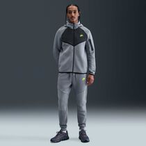 Nike Tech