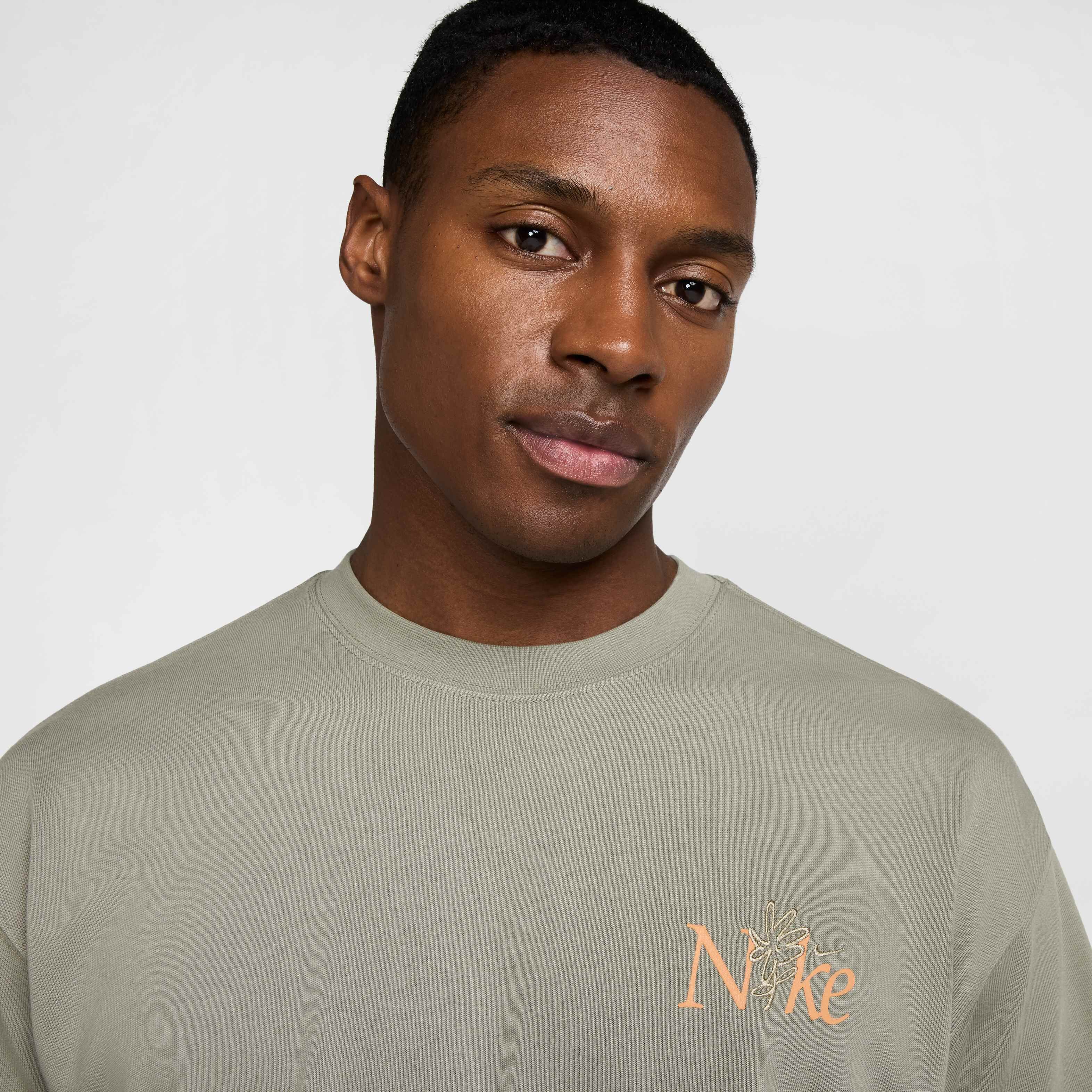 نايكي سبورتسوير image number 2