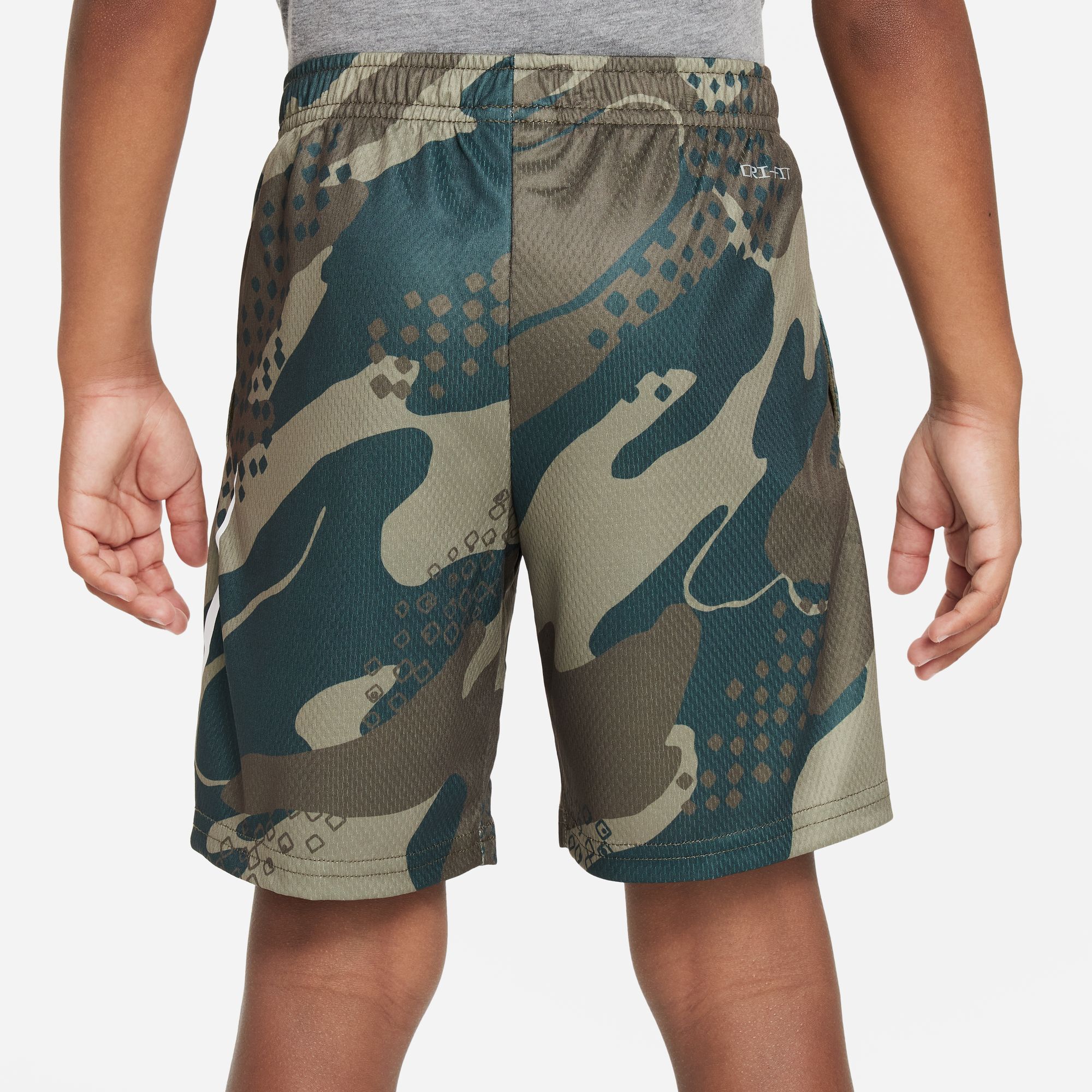 Nikelab outlet camo shorts