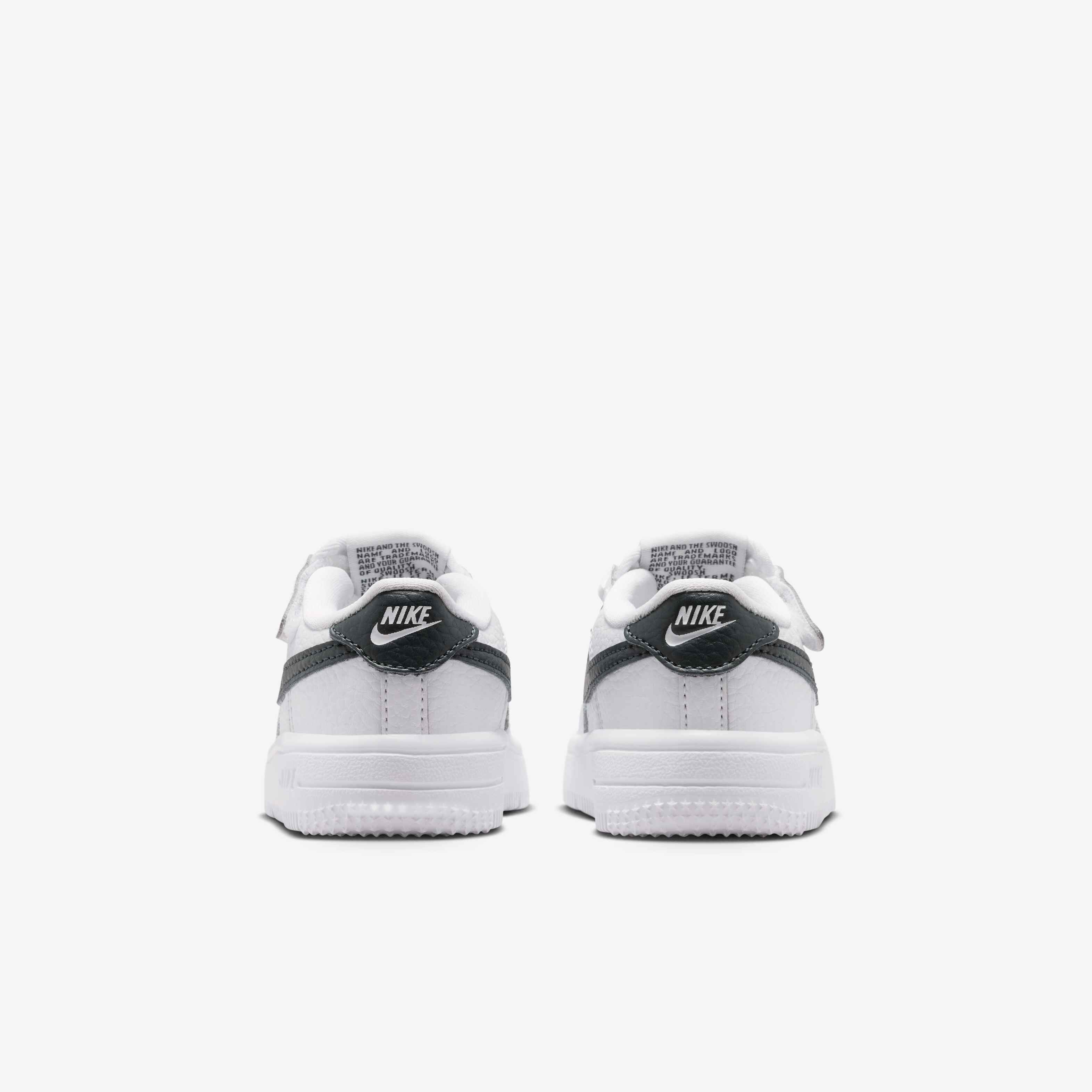 Nike Force 1 Low EasyOn image number 5
