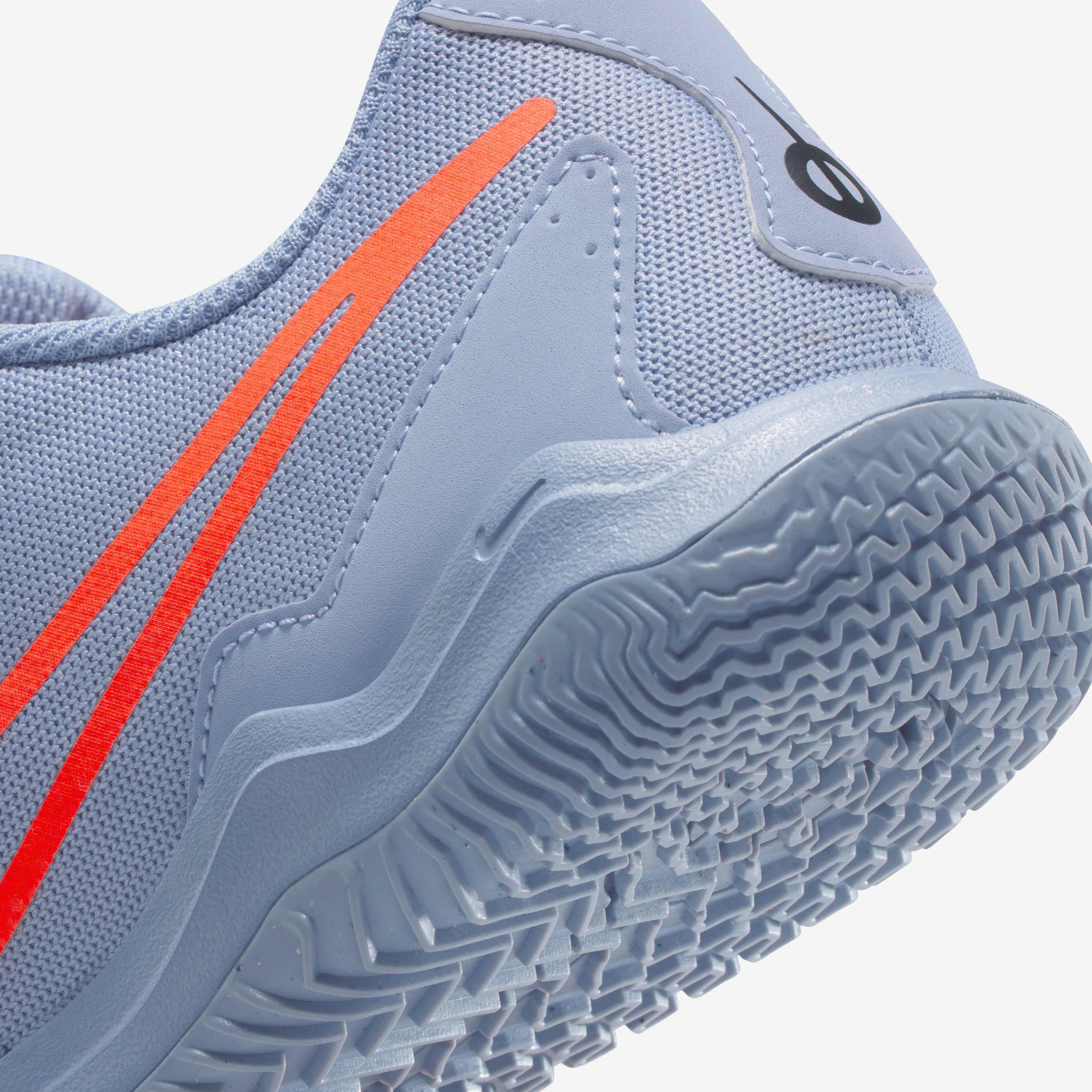 Nike Jr. Tiempo Legend 10 Academy image number 7