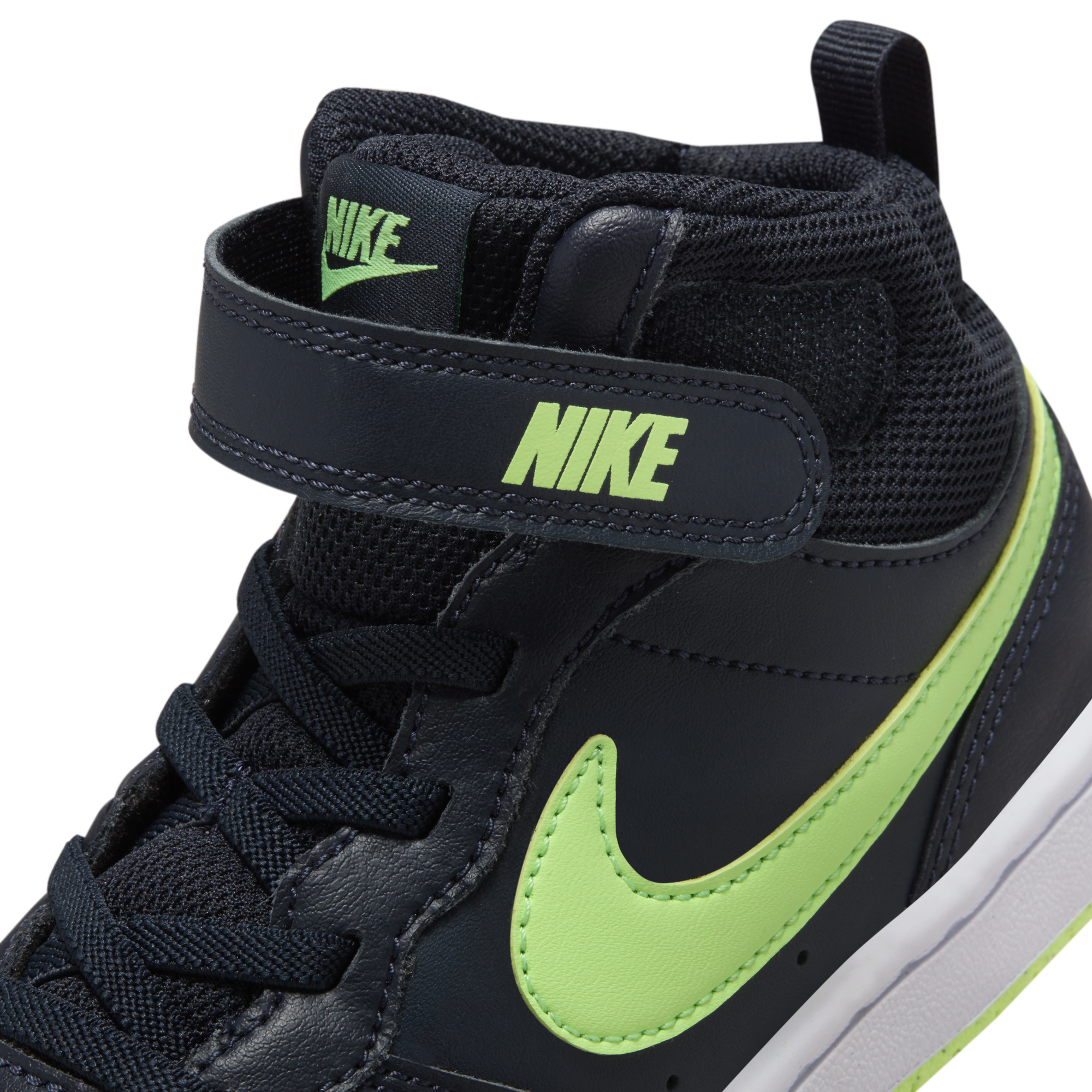 Nike court borough mid 43 store