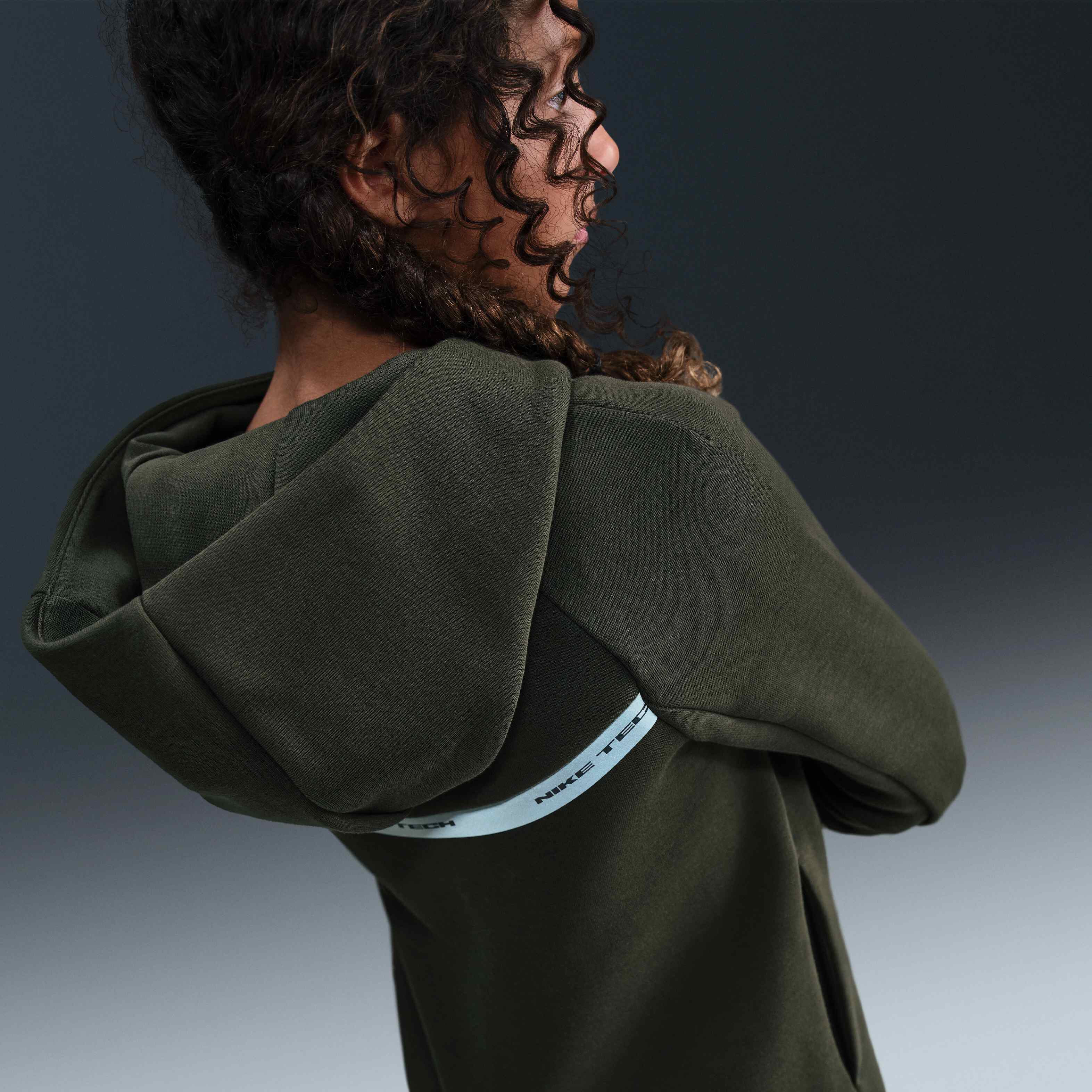 Nike Sportswear Tech Fleece image number 3