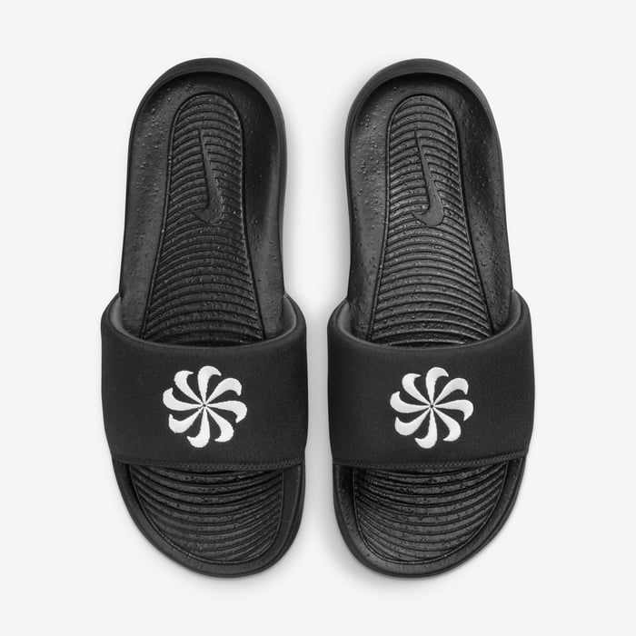 Nike Victori One Next Nature image number 4 Nike Victori One Next Nature image number 4