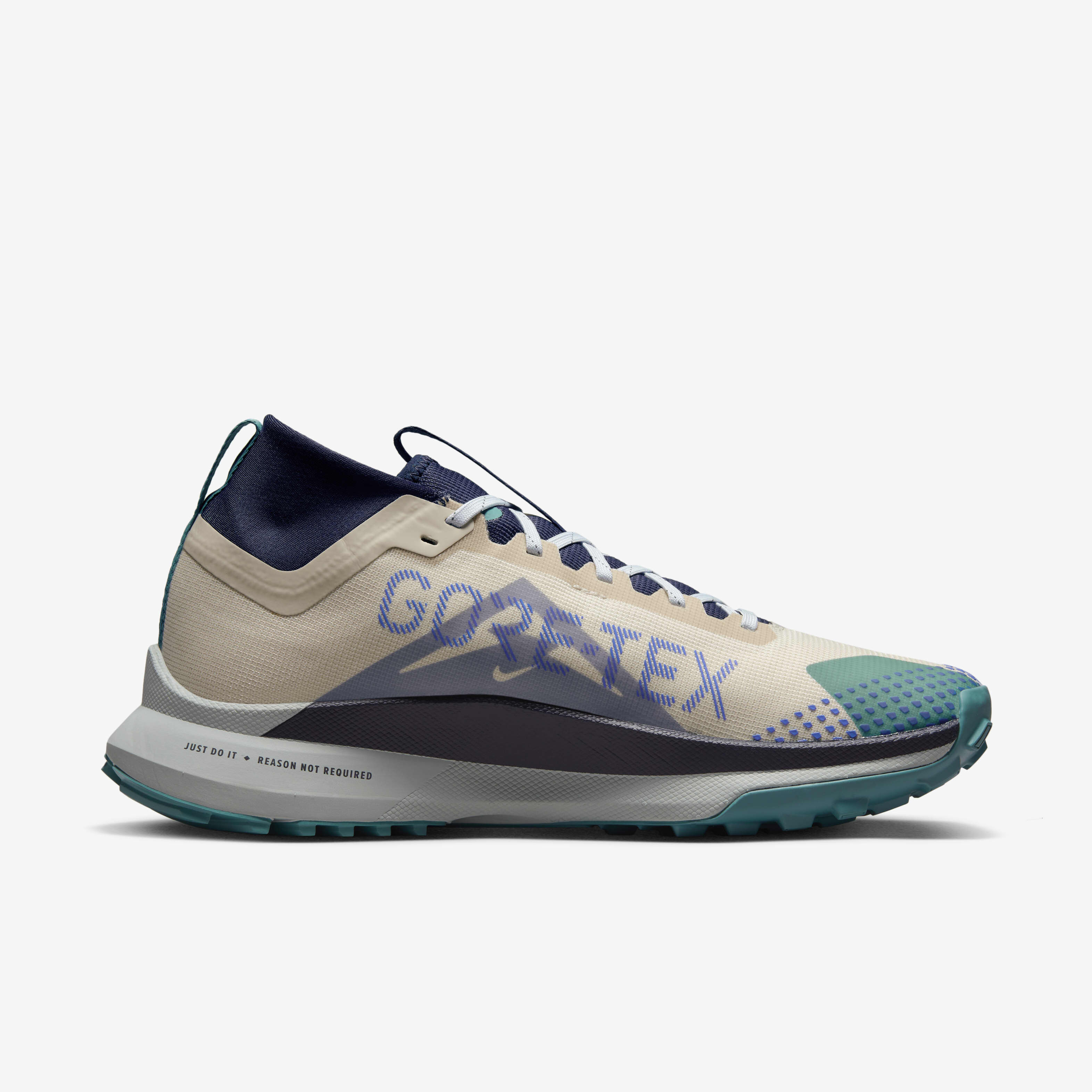 Nike Pegasus Trail 4 GORE-TEX image number 2
