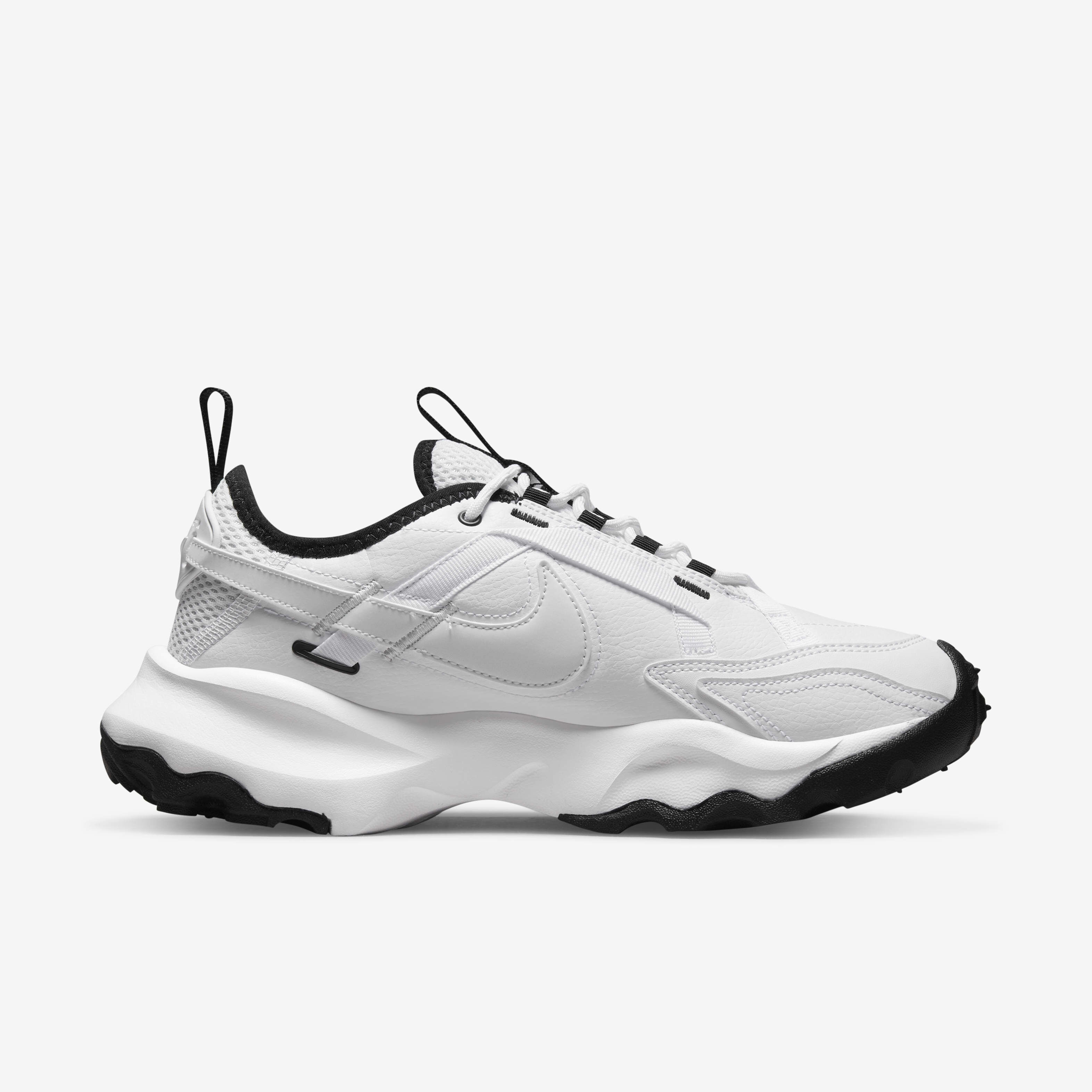 Buy Nike TC 7900 Women's Shoes - White/Black/White/Photon Dust | Nike Saudi  Official