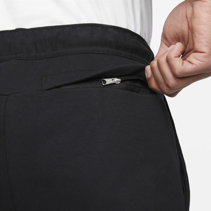 Jordan Essentials image number 4 Jordan Essentials image number 4