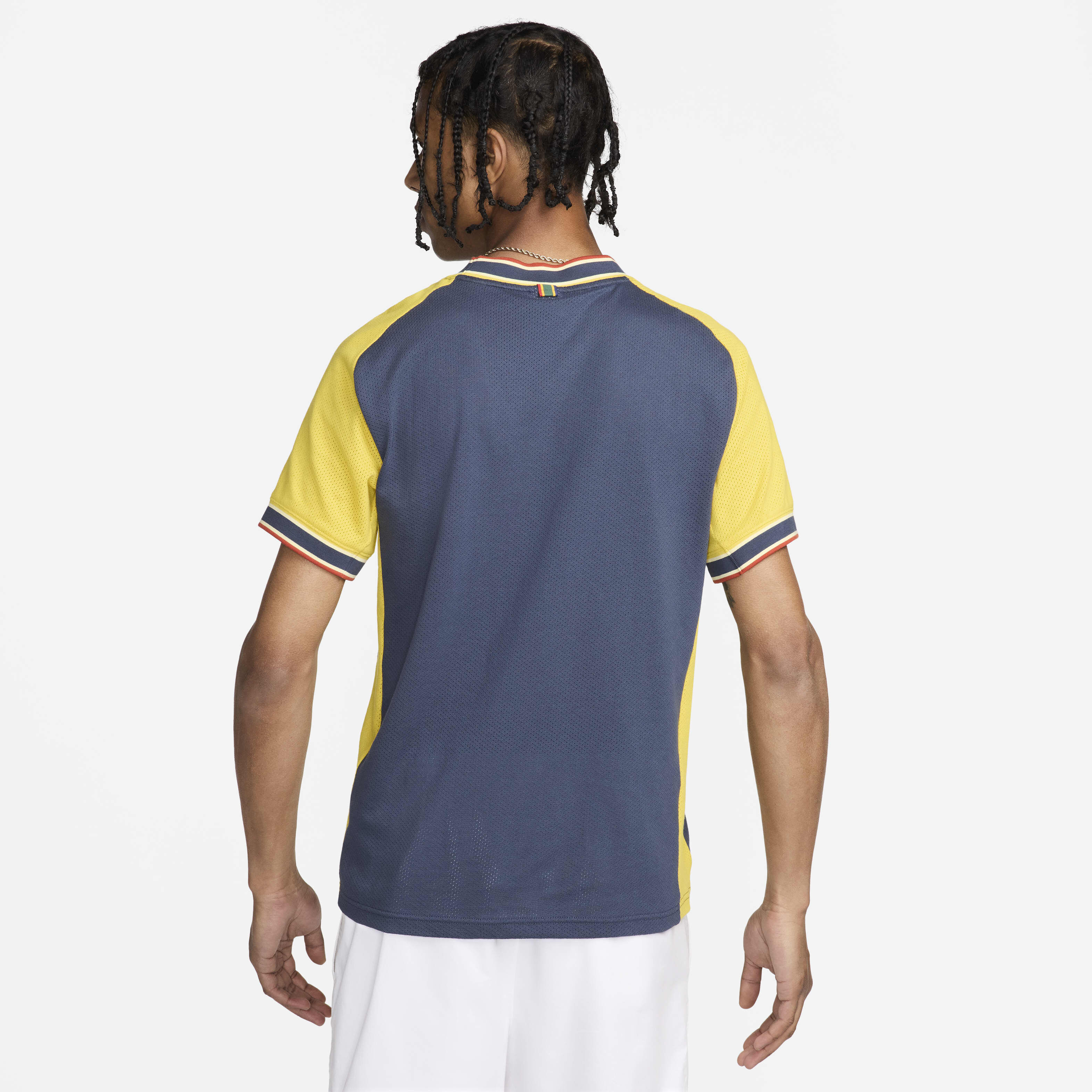 Nike court tennis heritage logo t shirt mens on sale