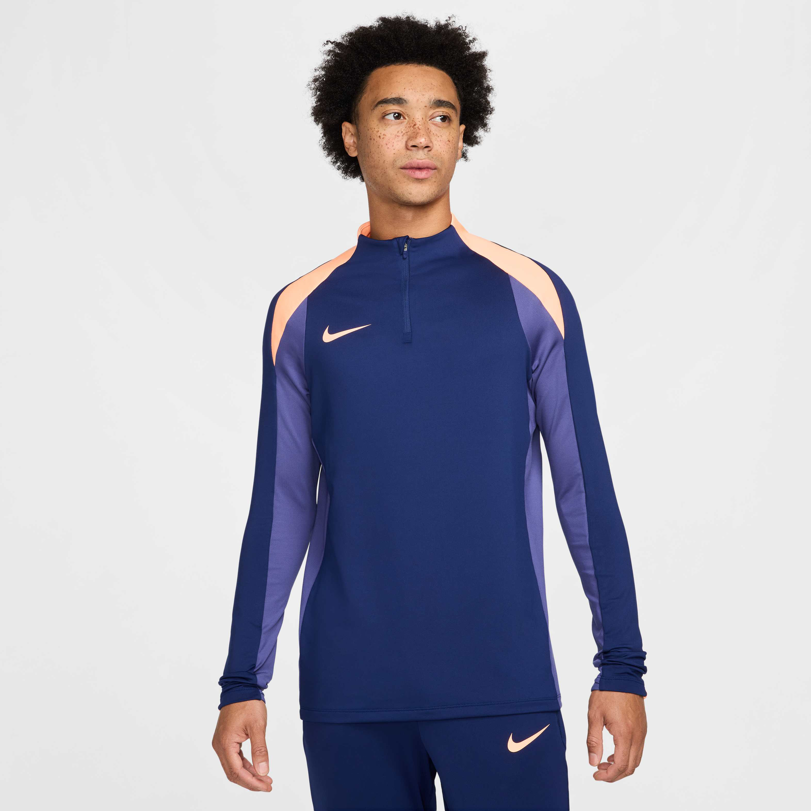 Nike Strike image number 0