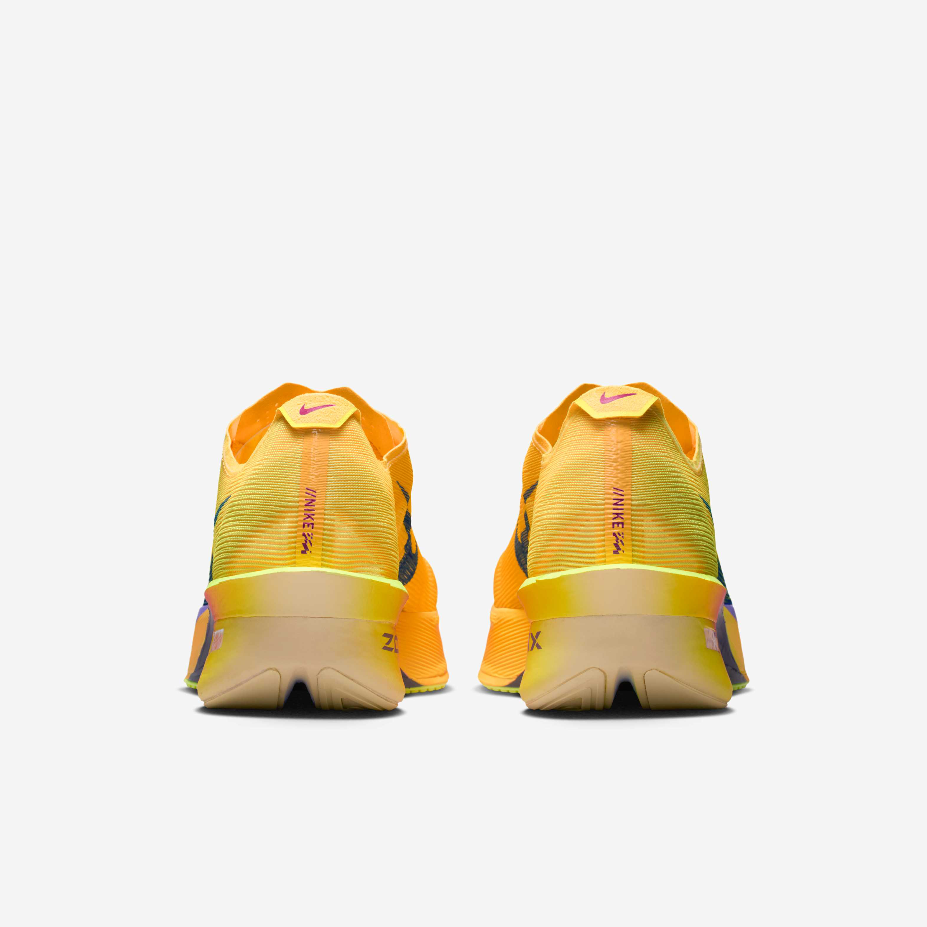 Nike Vaporfly 4 image number 5