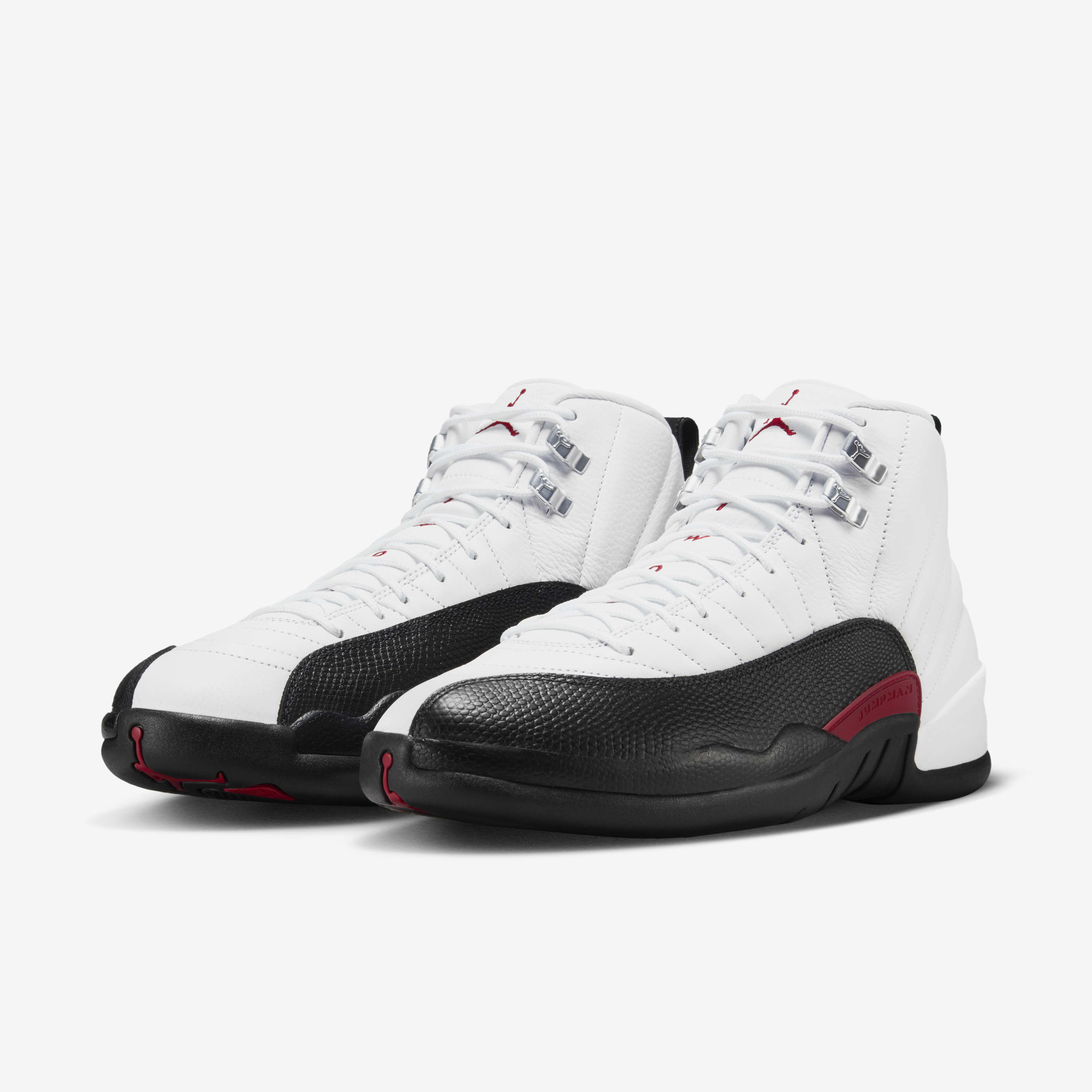 Air Jordan 12 Retro image number 4