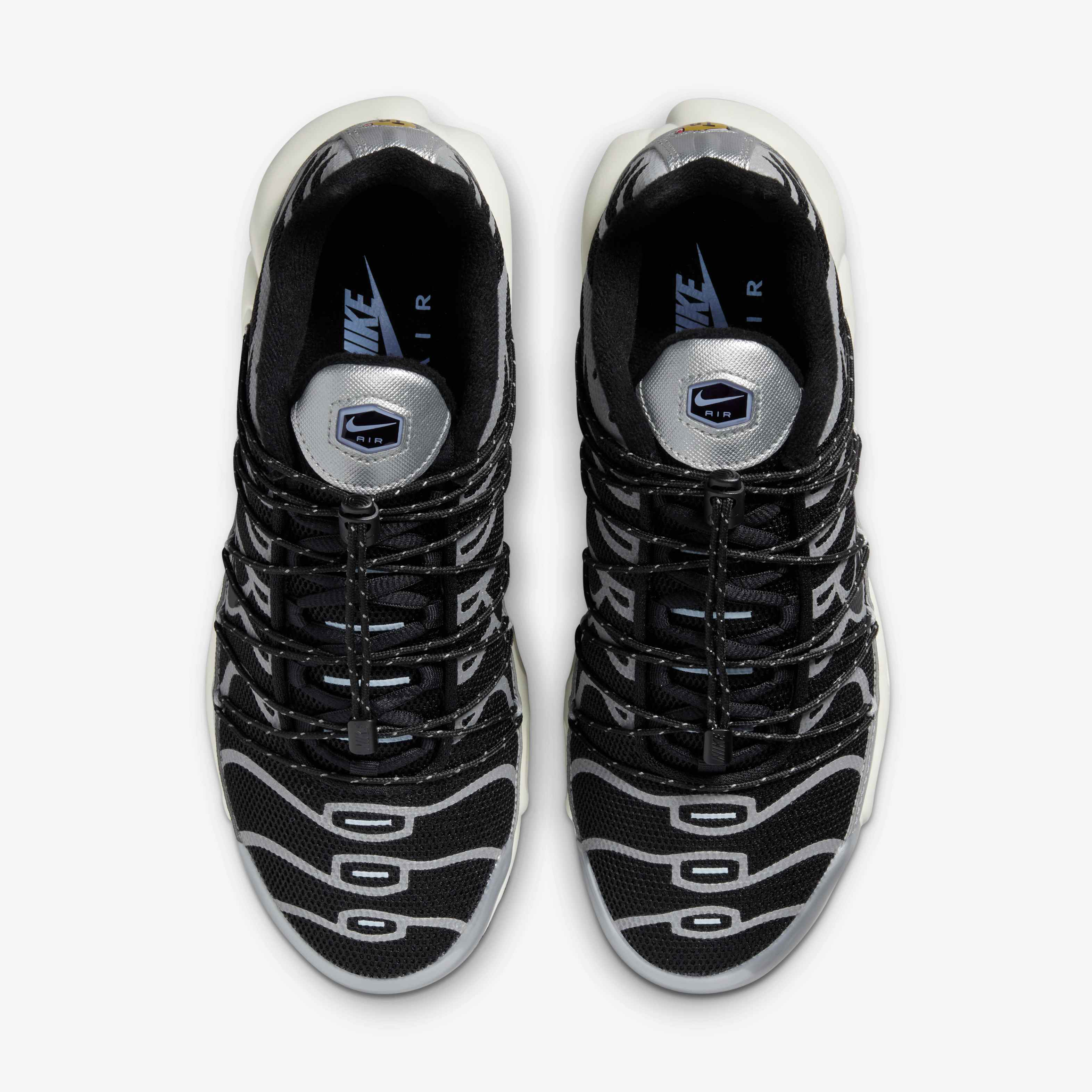 Nike Air Max Plus image number 3