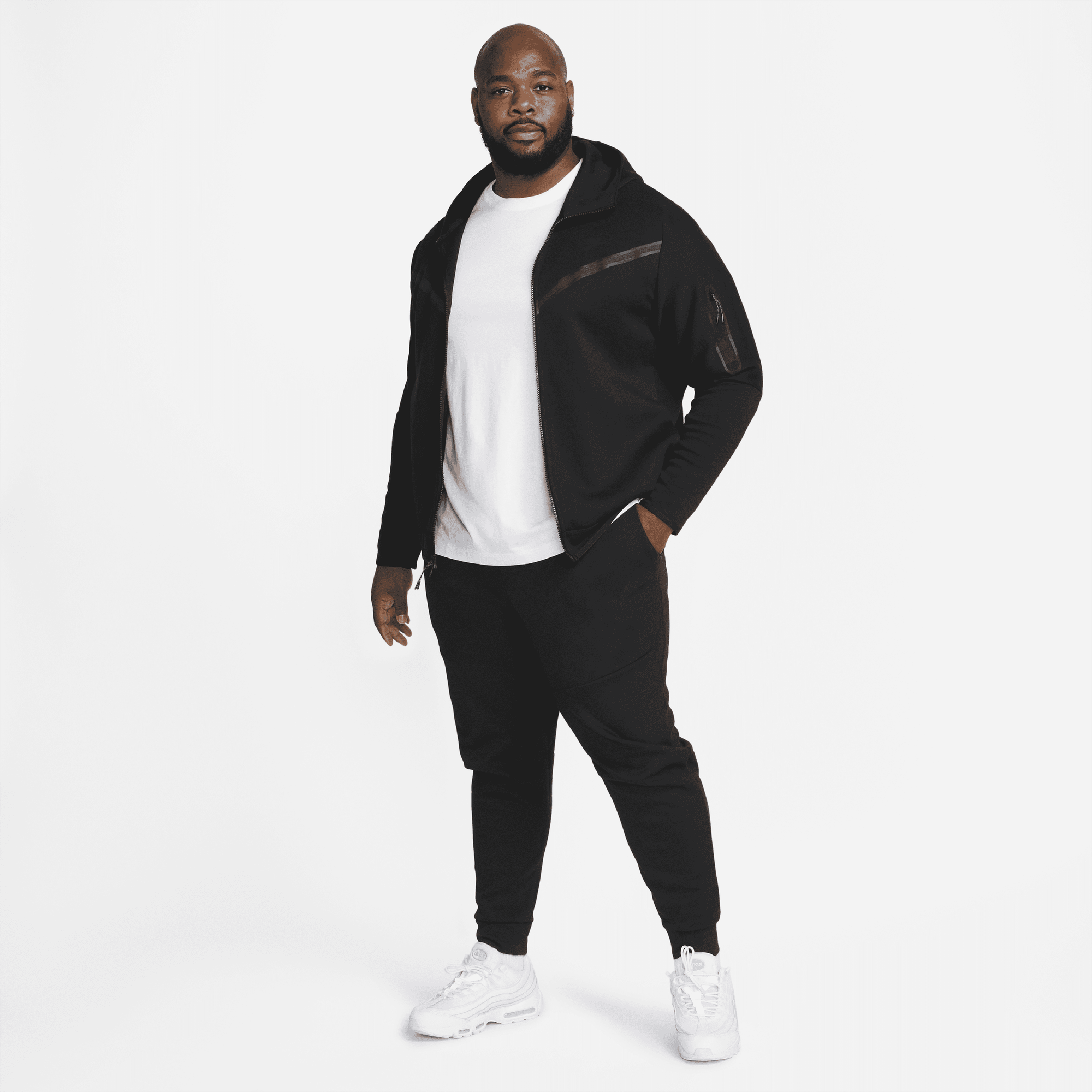 Nike air tech fleece hot sale joggers