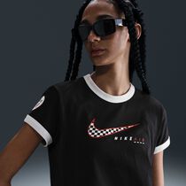 Nike Sportswear Club
