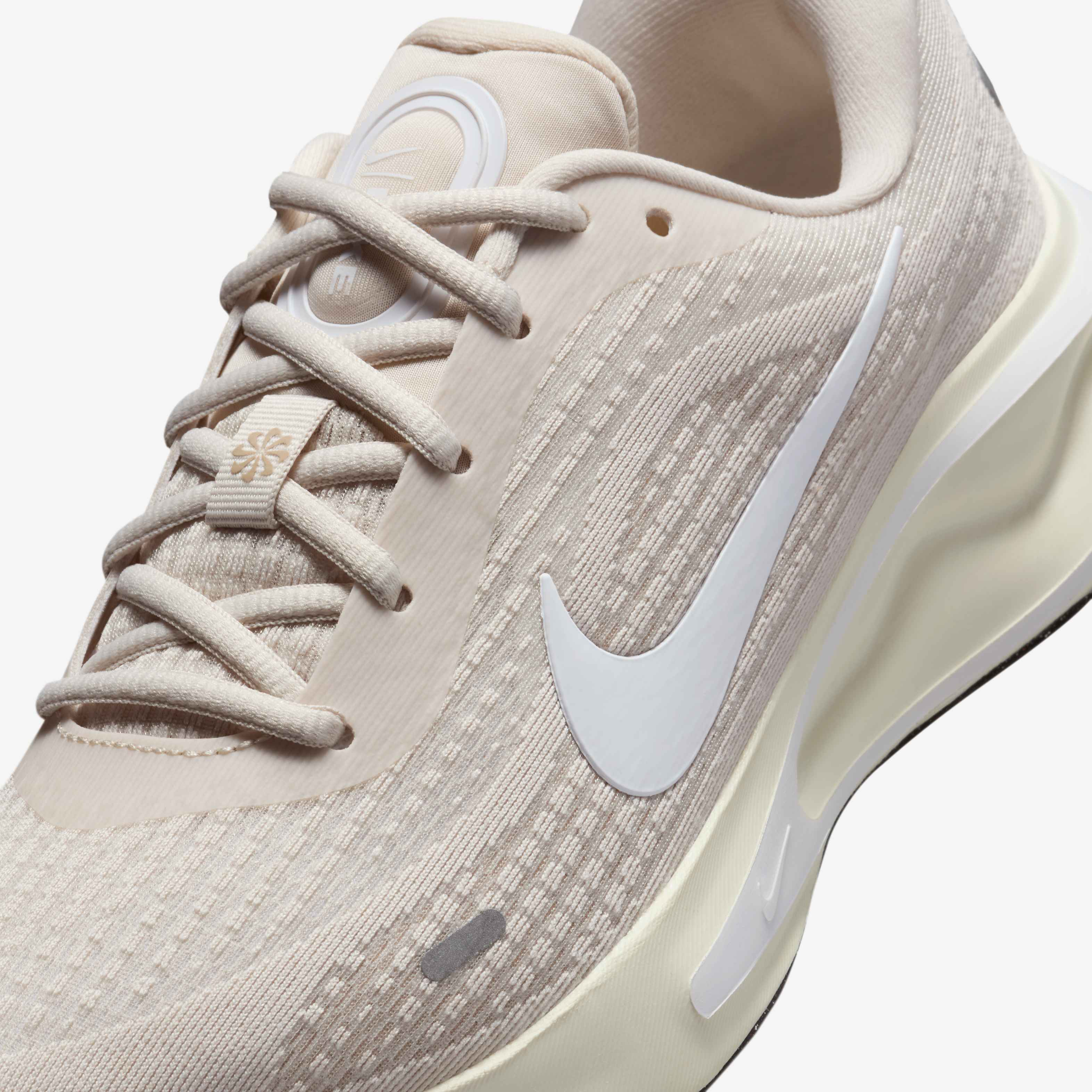 نايكي جيرني رن image number 6