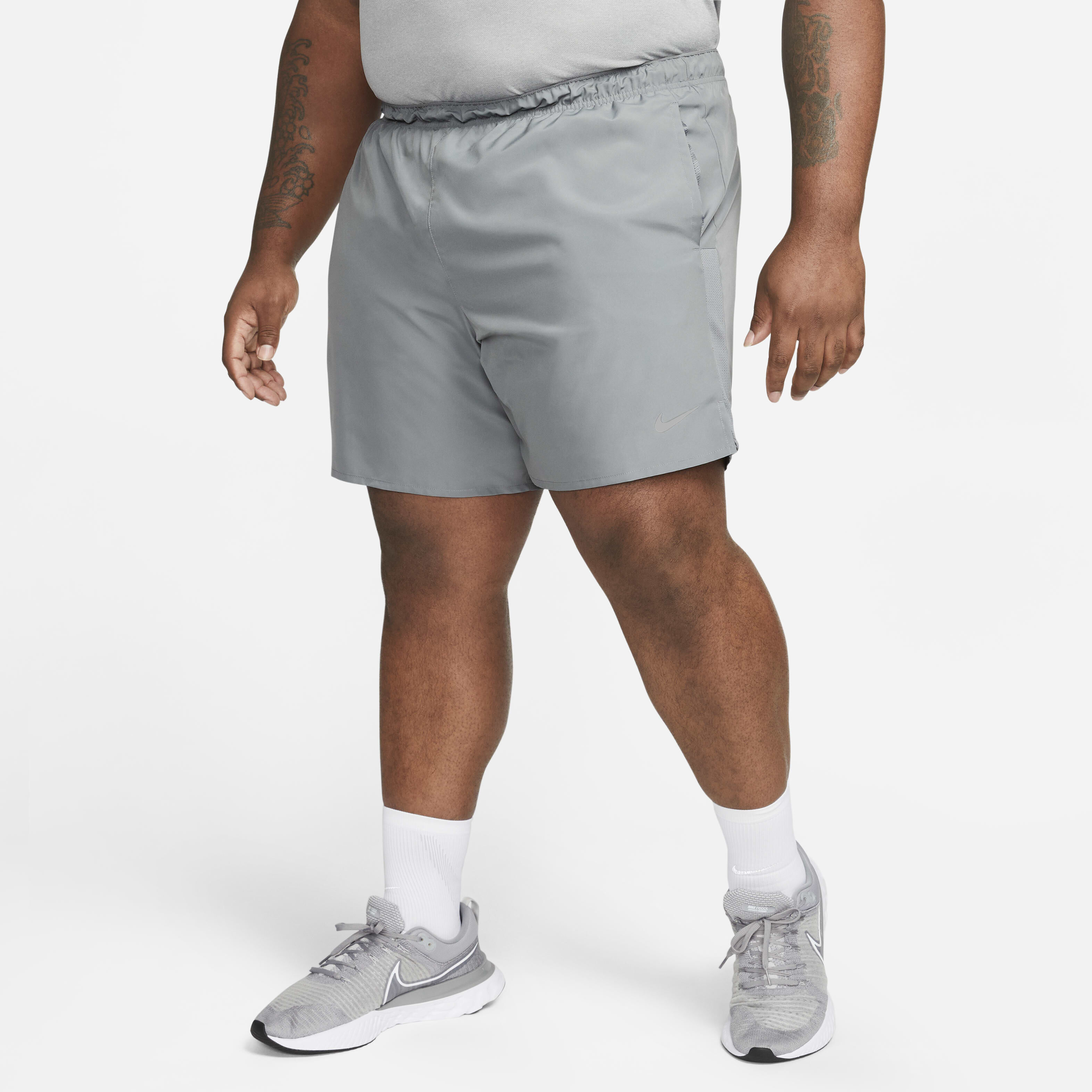 Nike challenger shorts grey outlet