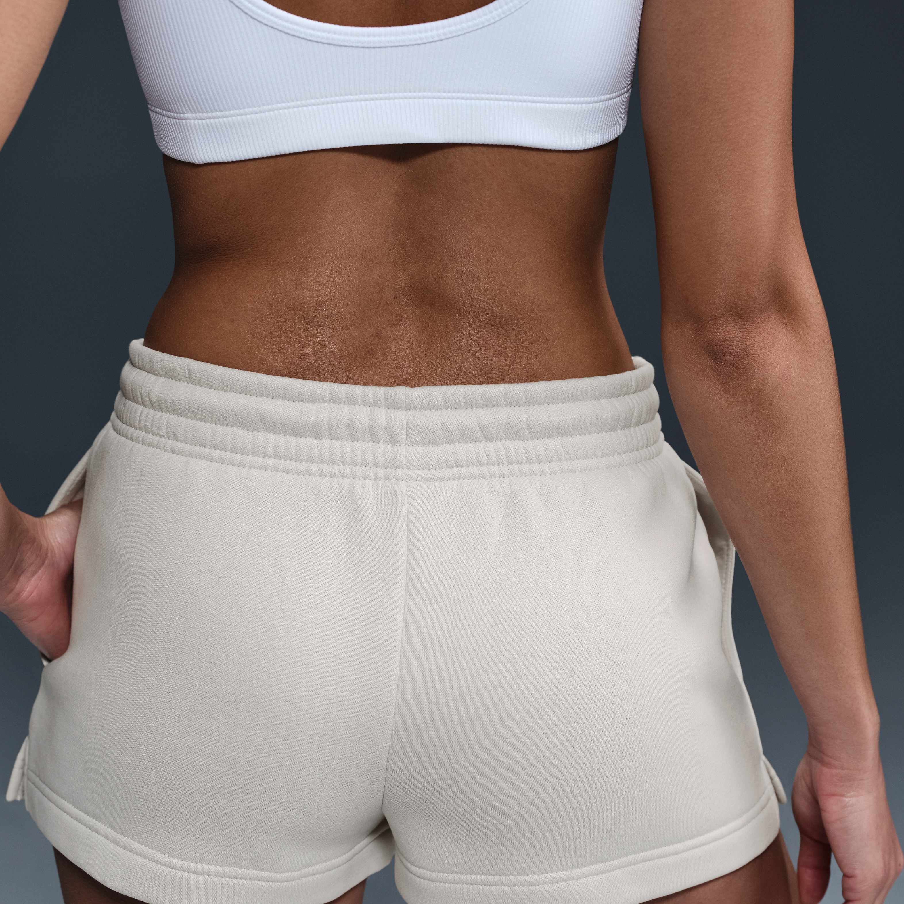 نايكي سبورتسوير فينيكس فليس image number 2