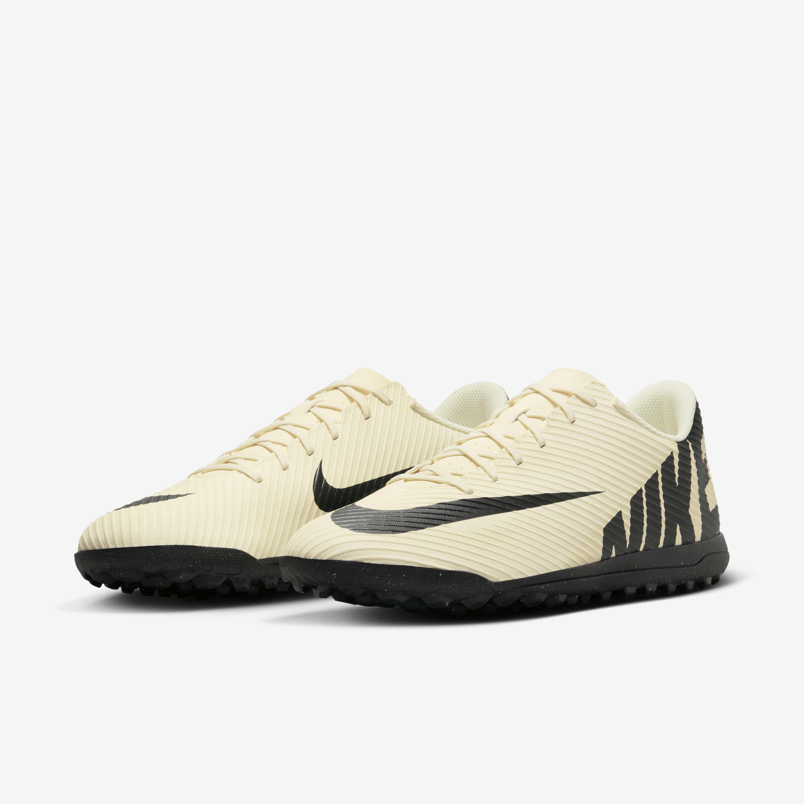 Nike turfs 2019 cheap