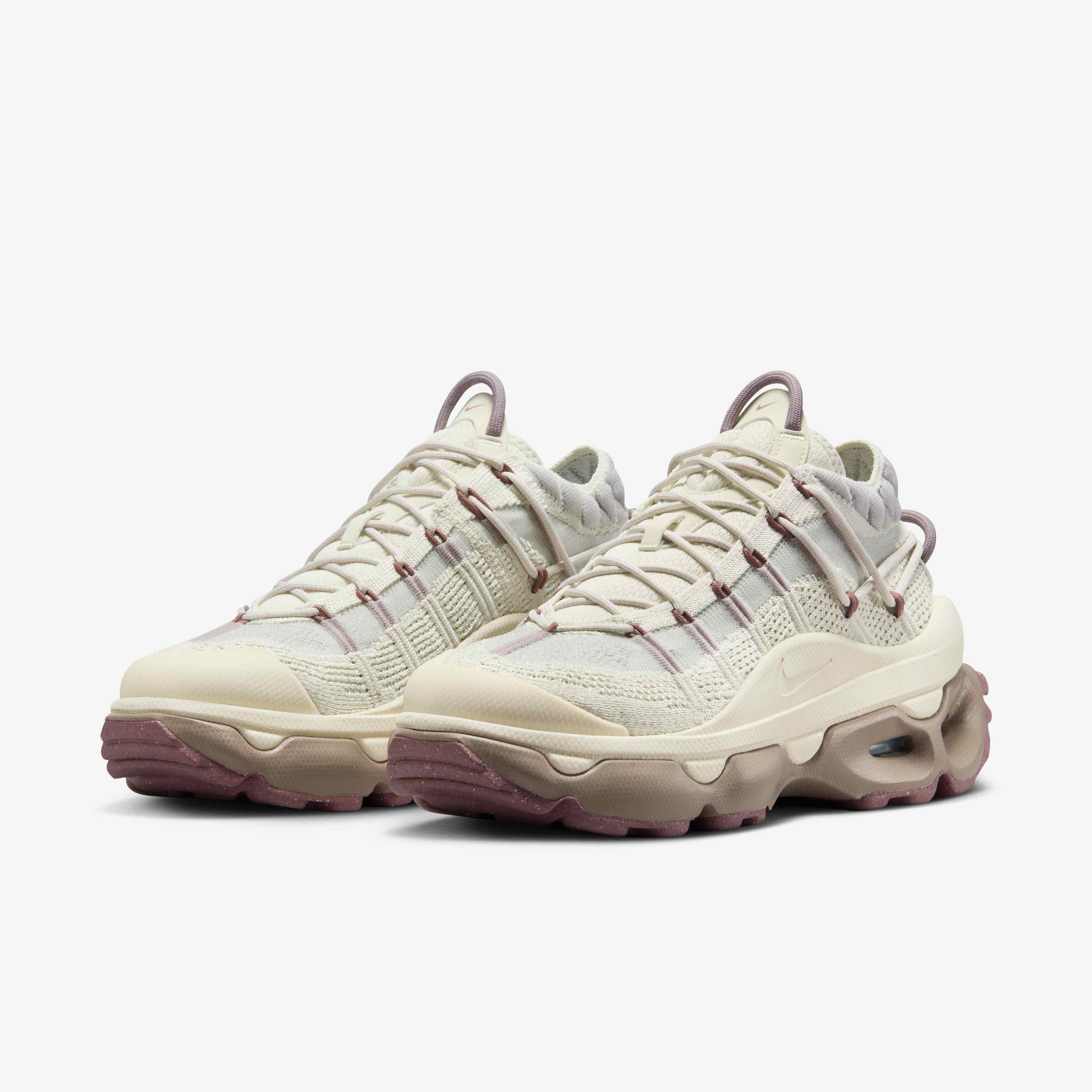 靴 Nike Air Max Flyknit Venture Nike Air Max Flyknit Venture “Vintage Green” | Hypebeast