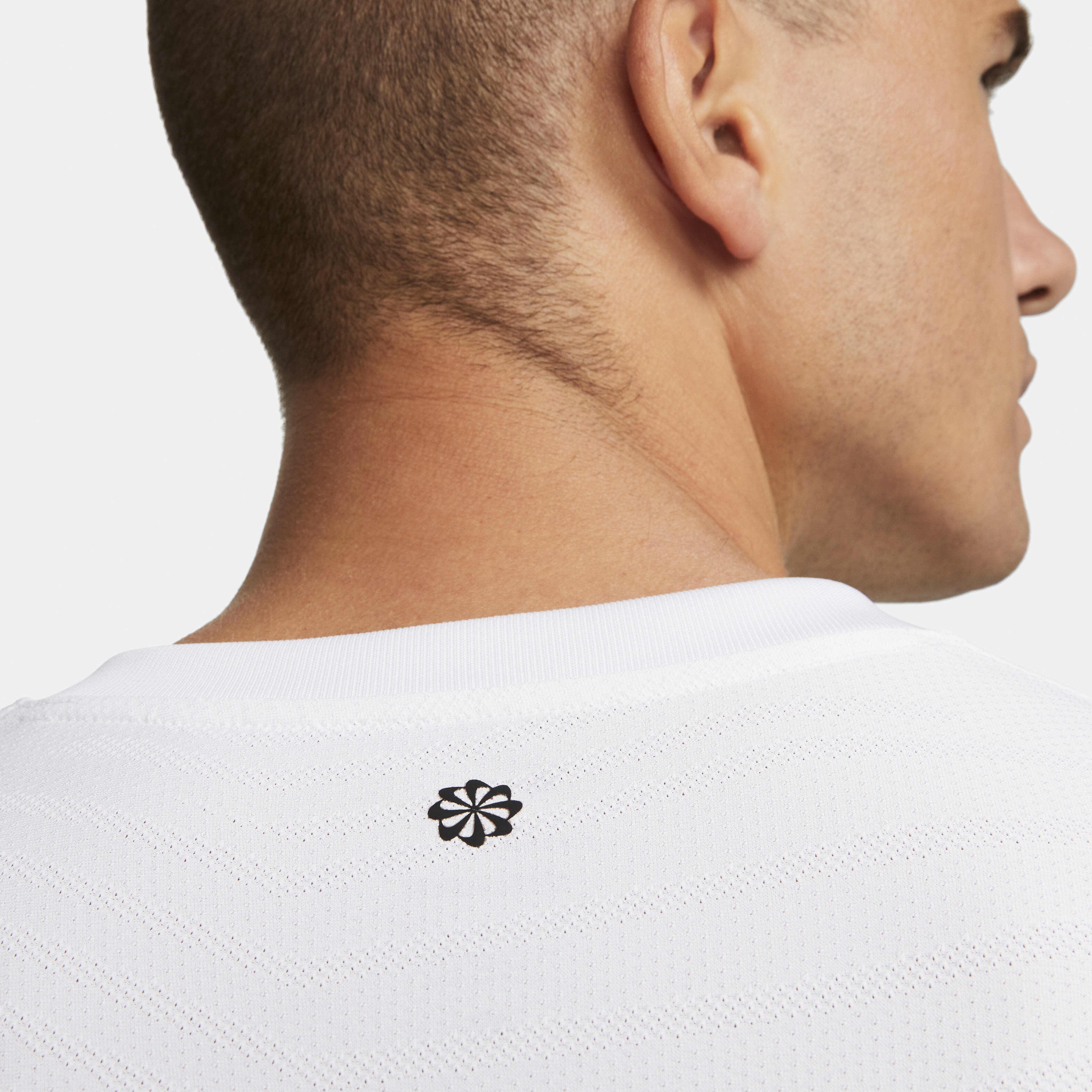 نايكي-كورت دراي-فت ايه دي في سلام image number 4