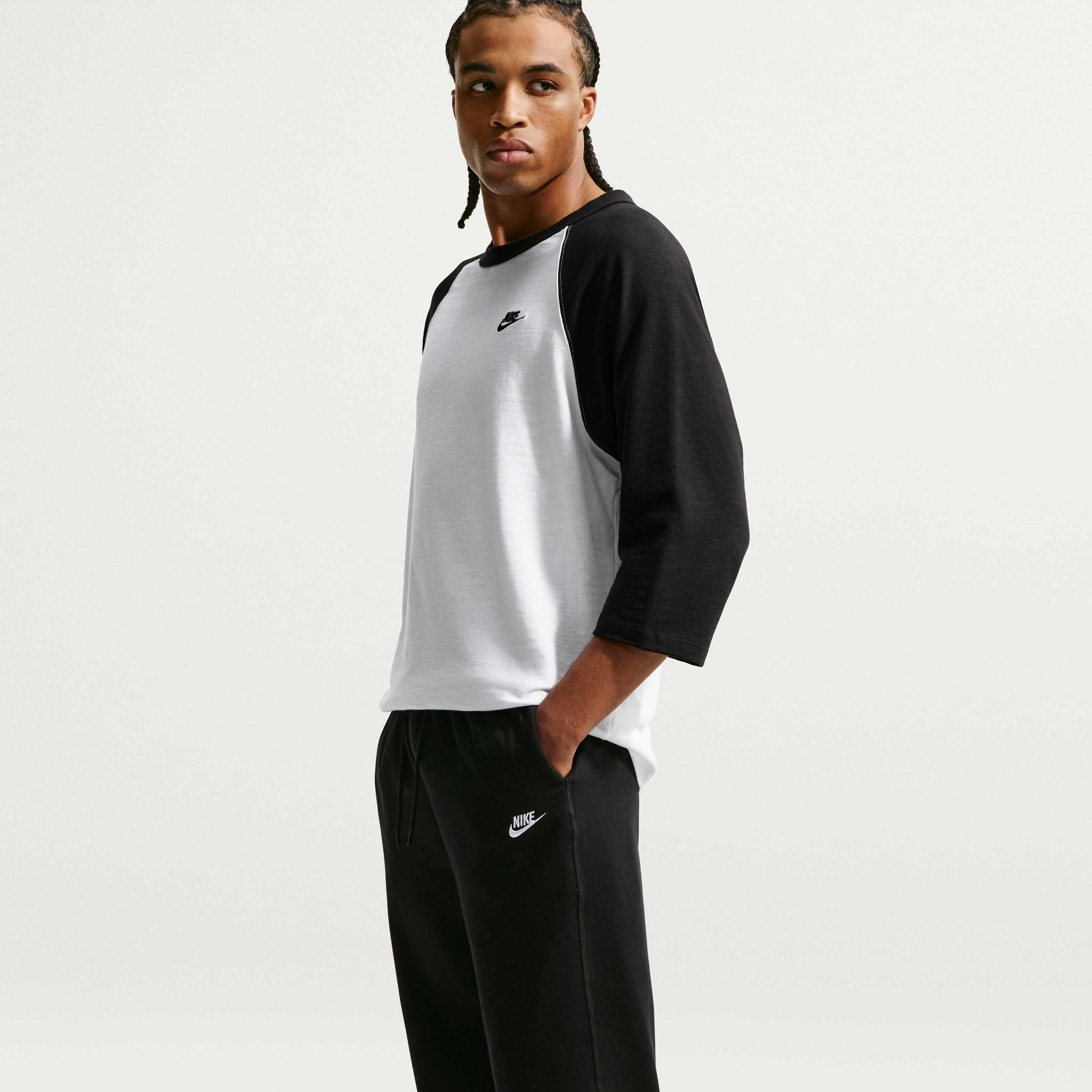 Nike Sportswear Club image number 3