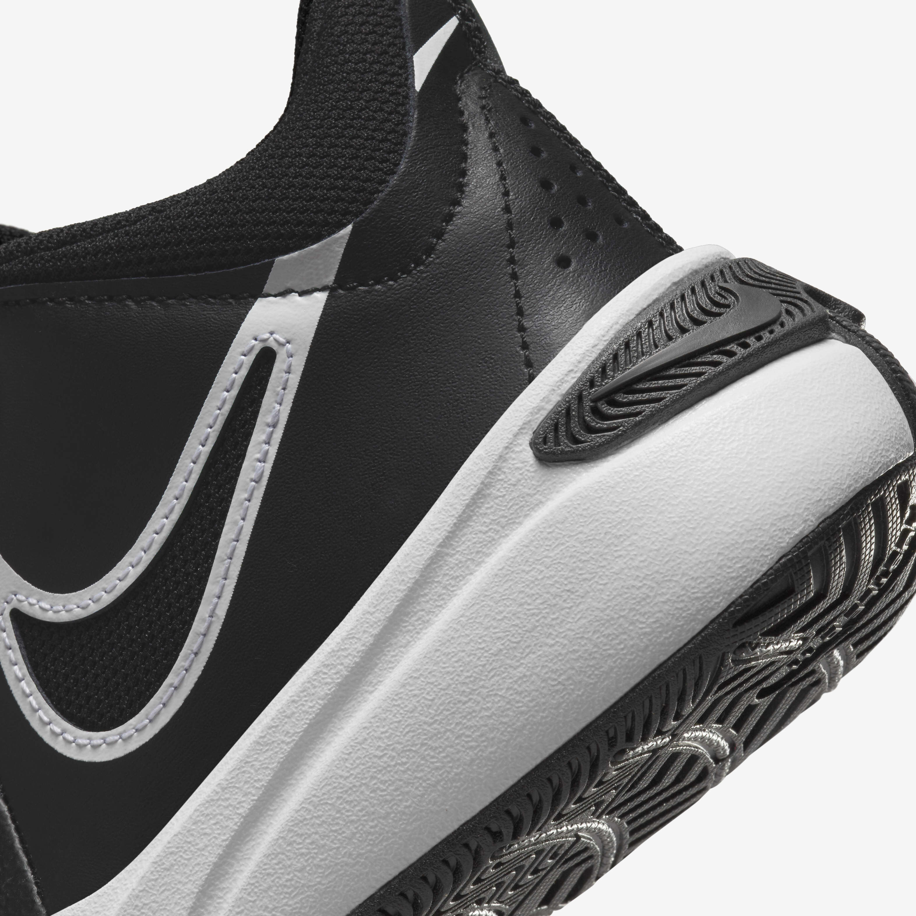 نايكي تيم هاسل دي 11 image number 7