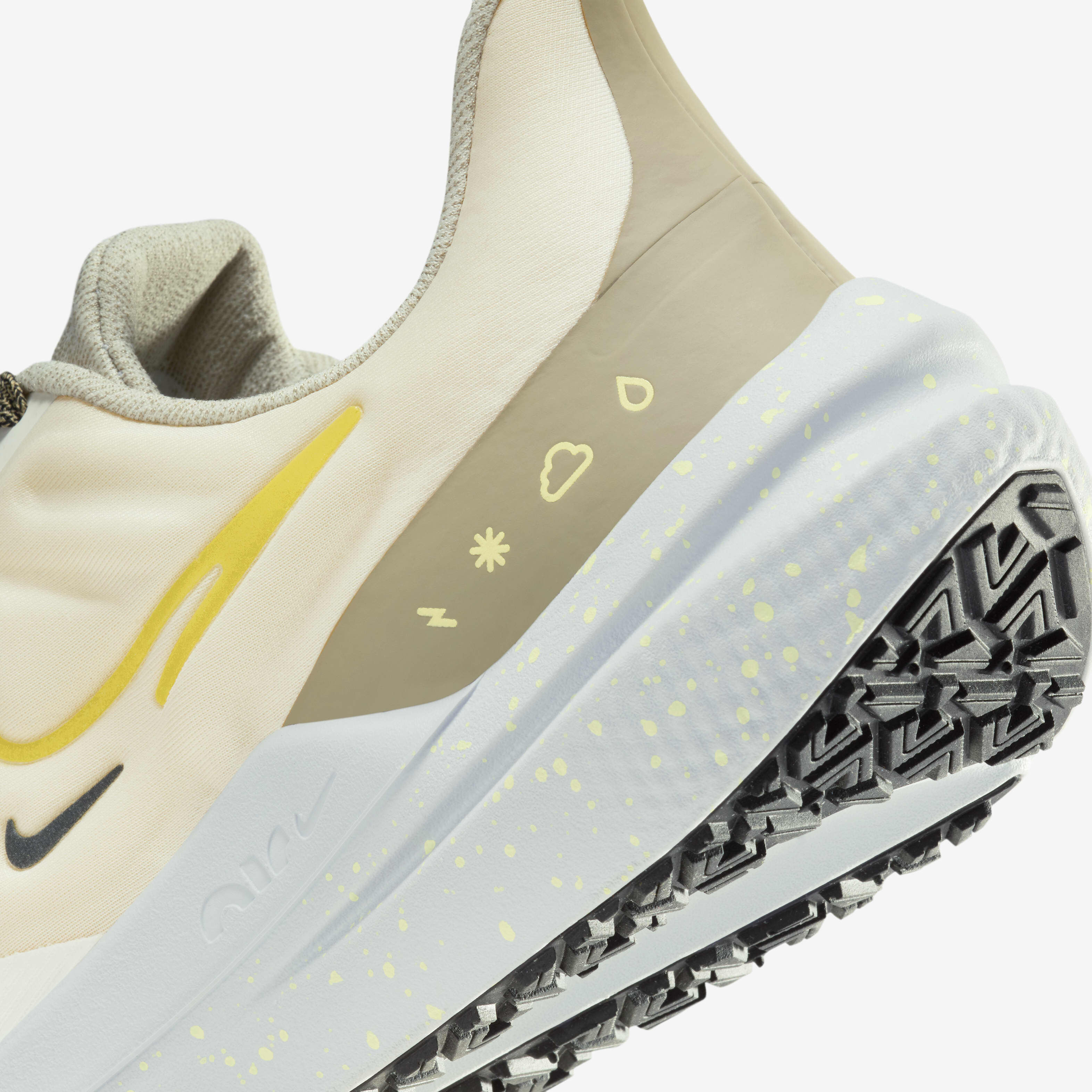 Nike Air Winflo 9 Shield image number 7