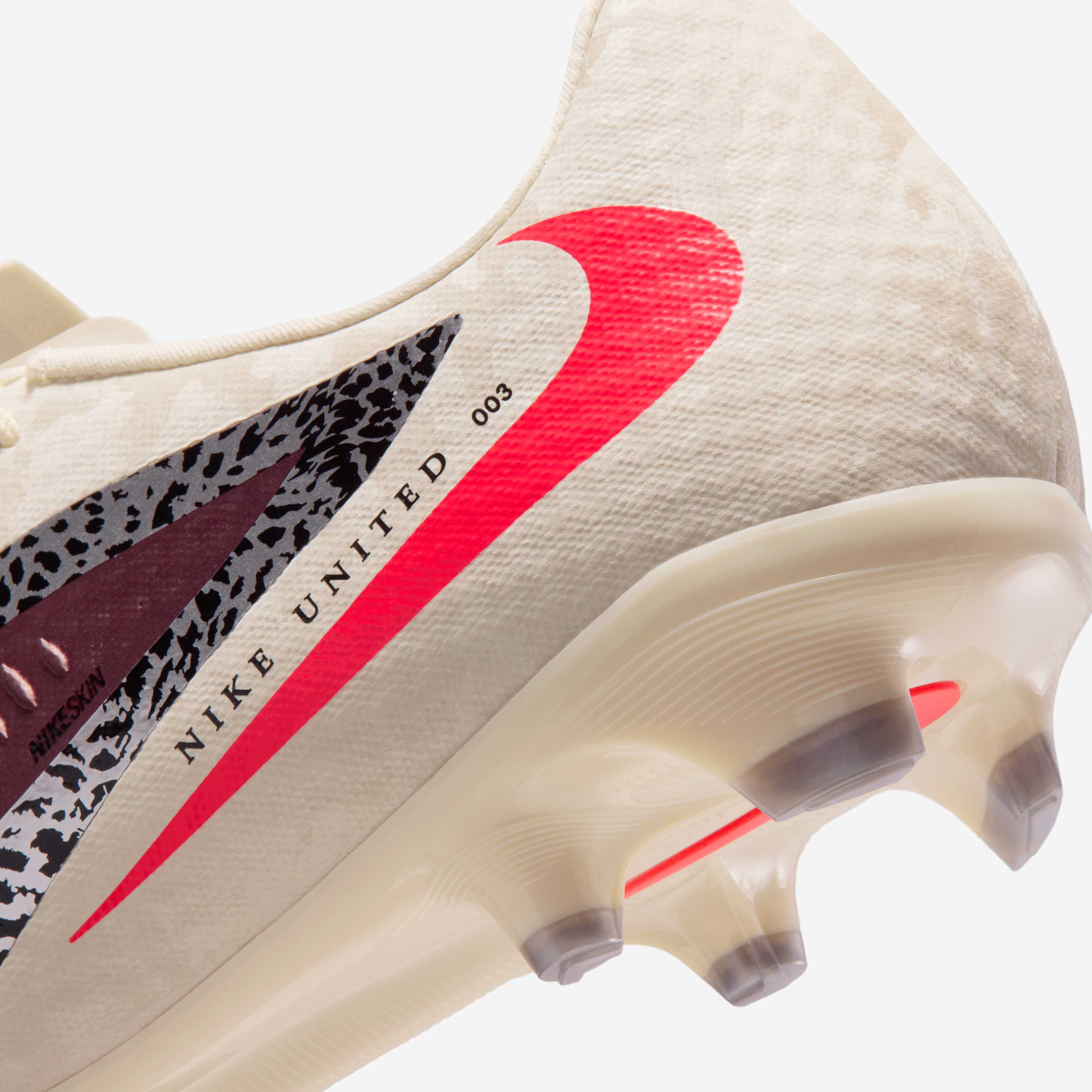 Nike United Phantom 6 Low Academy image number 8