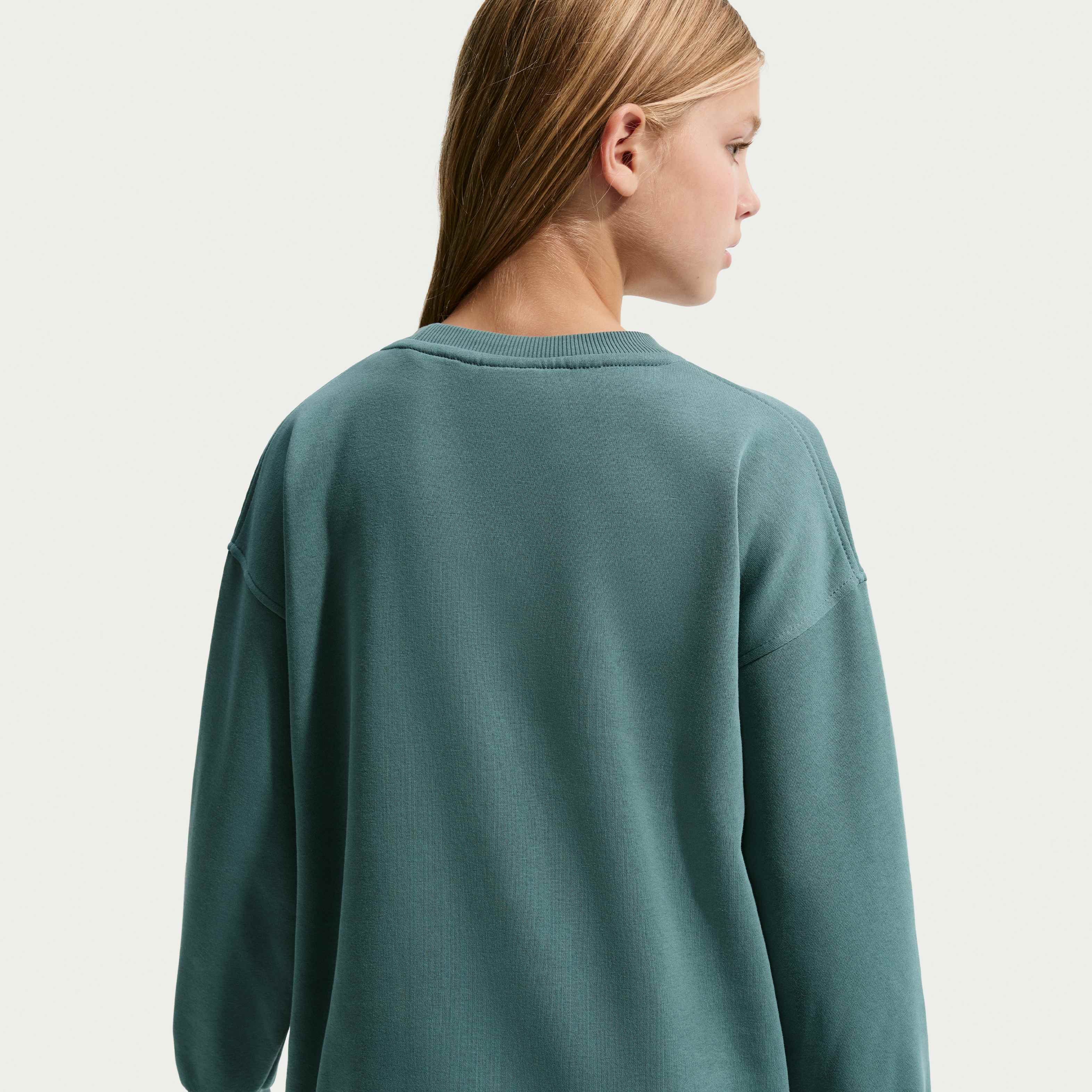 نايكي سبورتسوير كلوب فليس image number 1