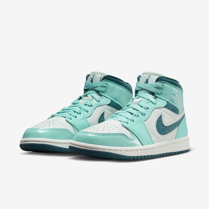 Air Jordan 1 Mid SE image number 4 Air Jordan 1 Mid SE image number 4