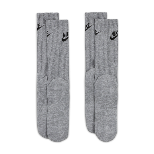 Shop Everyday Plus Cushioned Crew Socks Nike KSA
