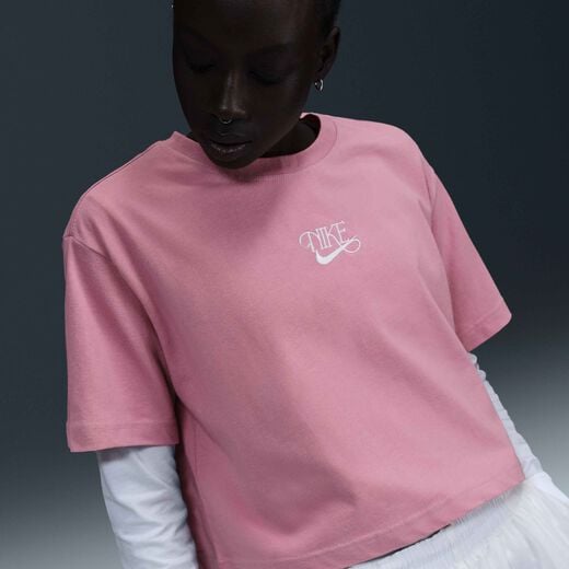 Women's Graphic T Shirts-Nike, Nike Sportswear, Women's Short-Sleeve Cropped T-Shirt
