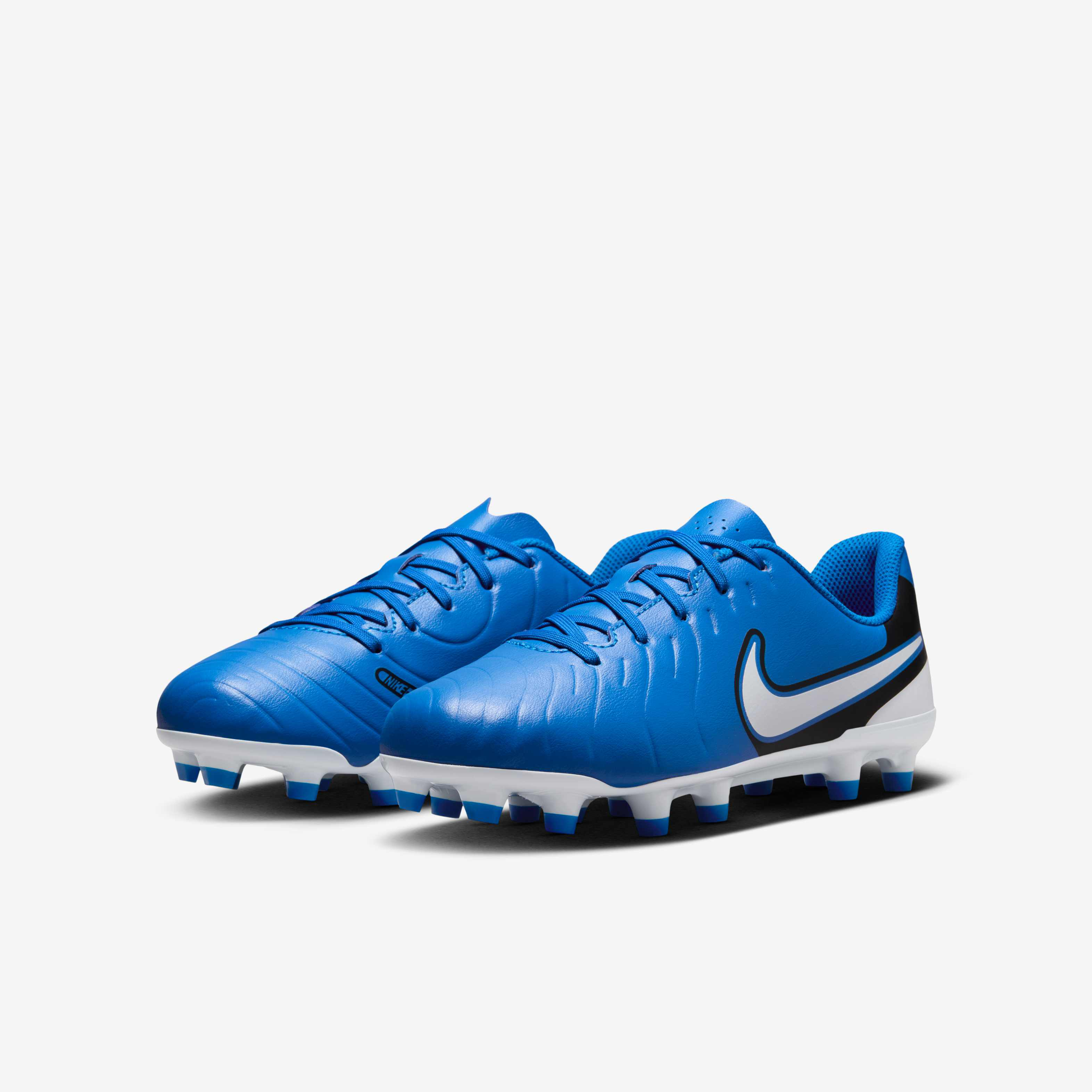 Nike Jr. Tiempo Legend 10 Club image number 4