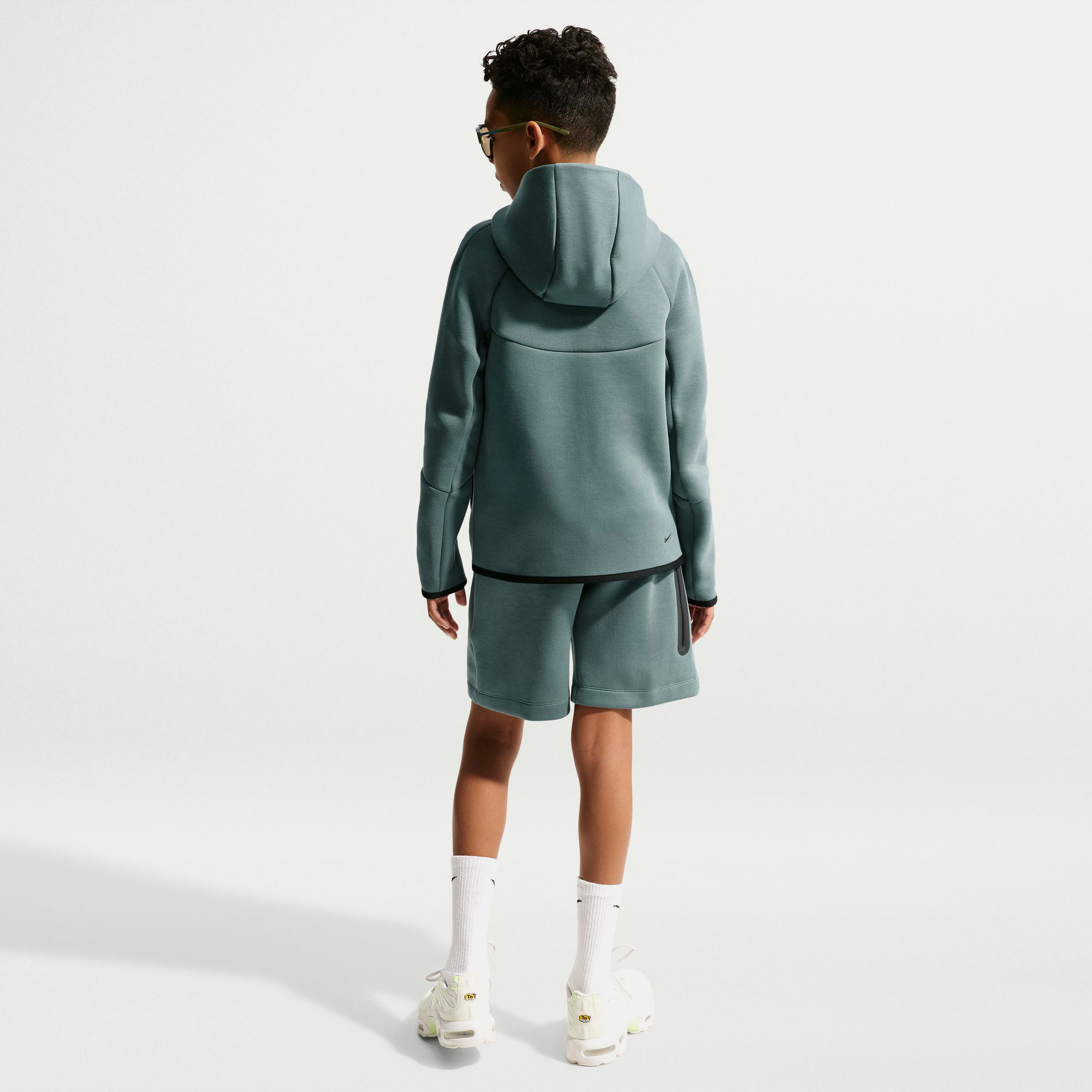 Nike Sportswear Tech Fleece image number 1