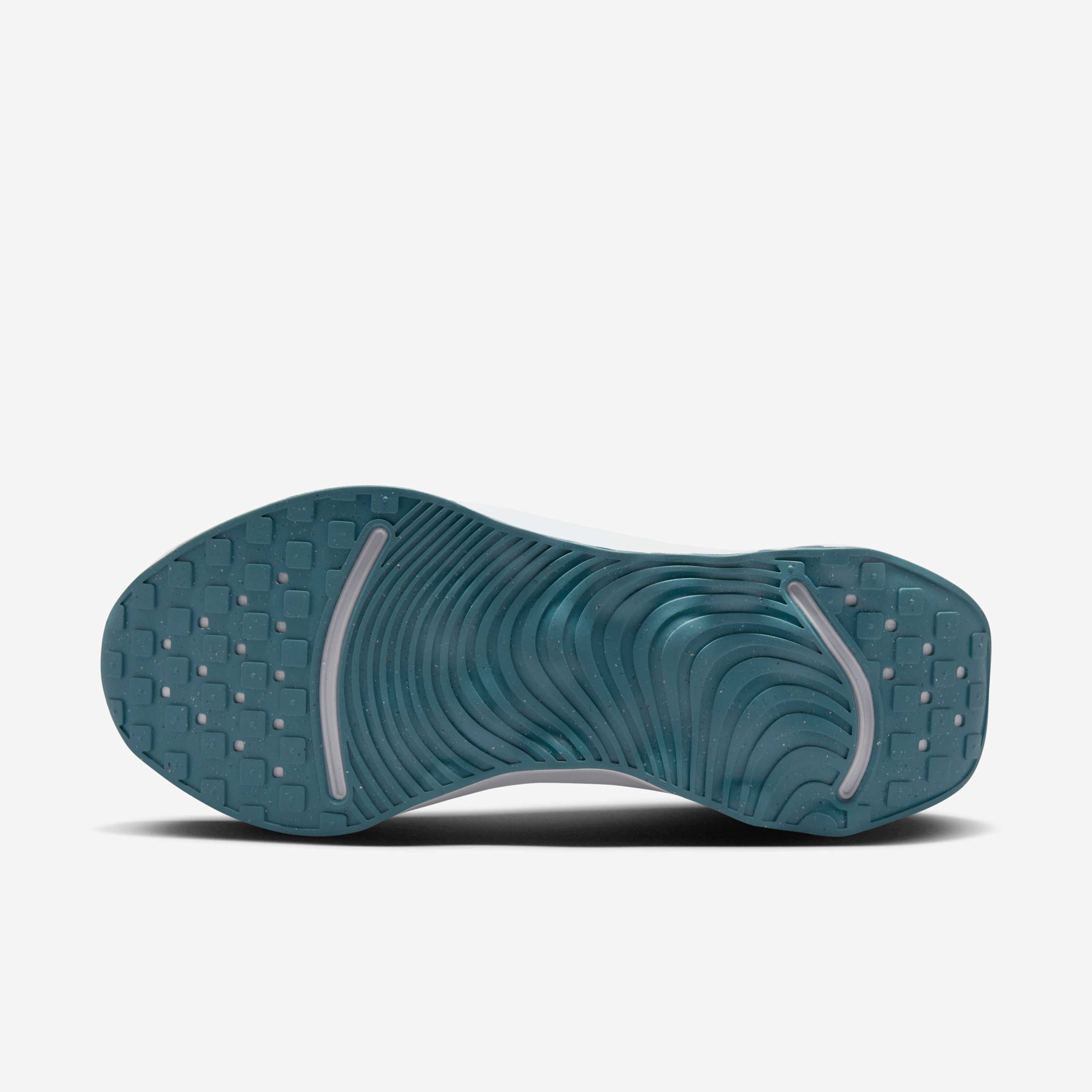 Nike Motiva image number 1