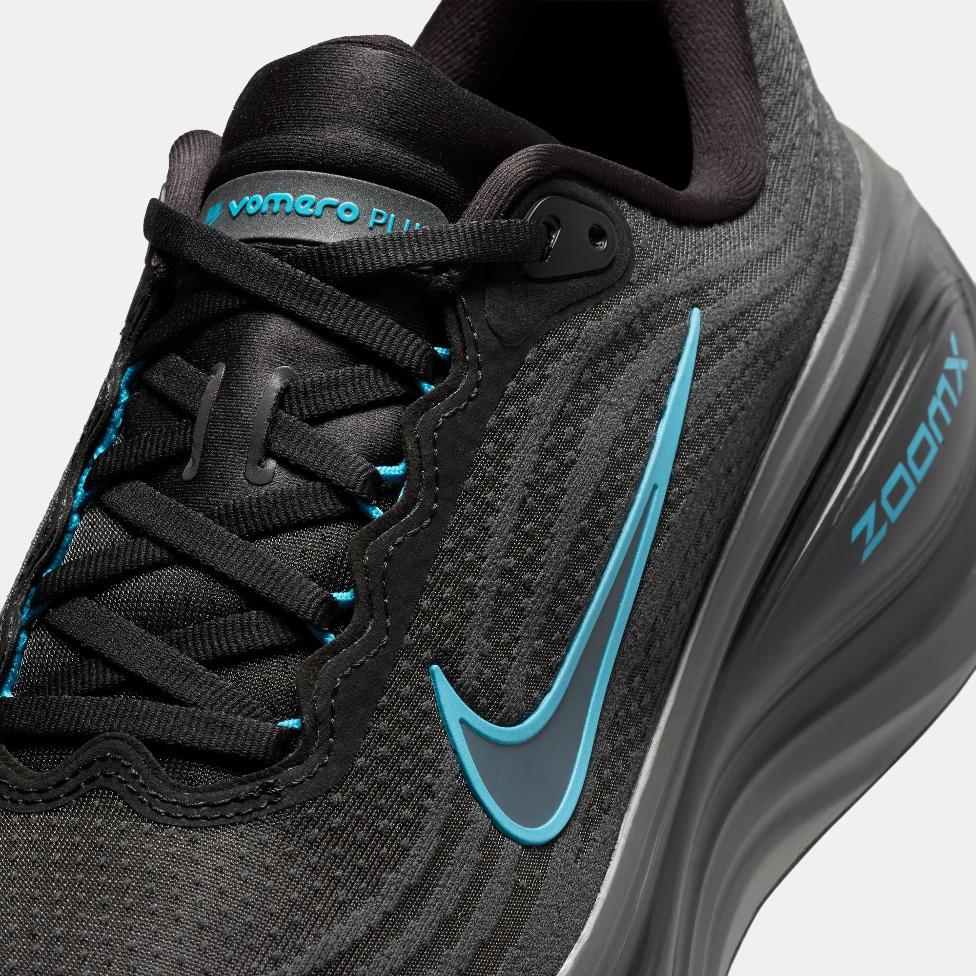 Nike Vomero Plus image number 9