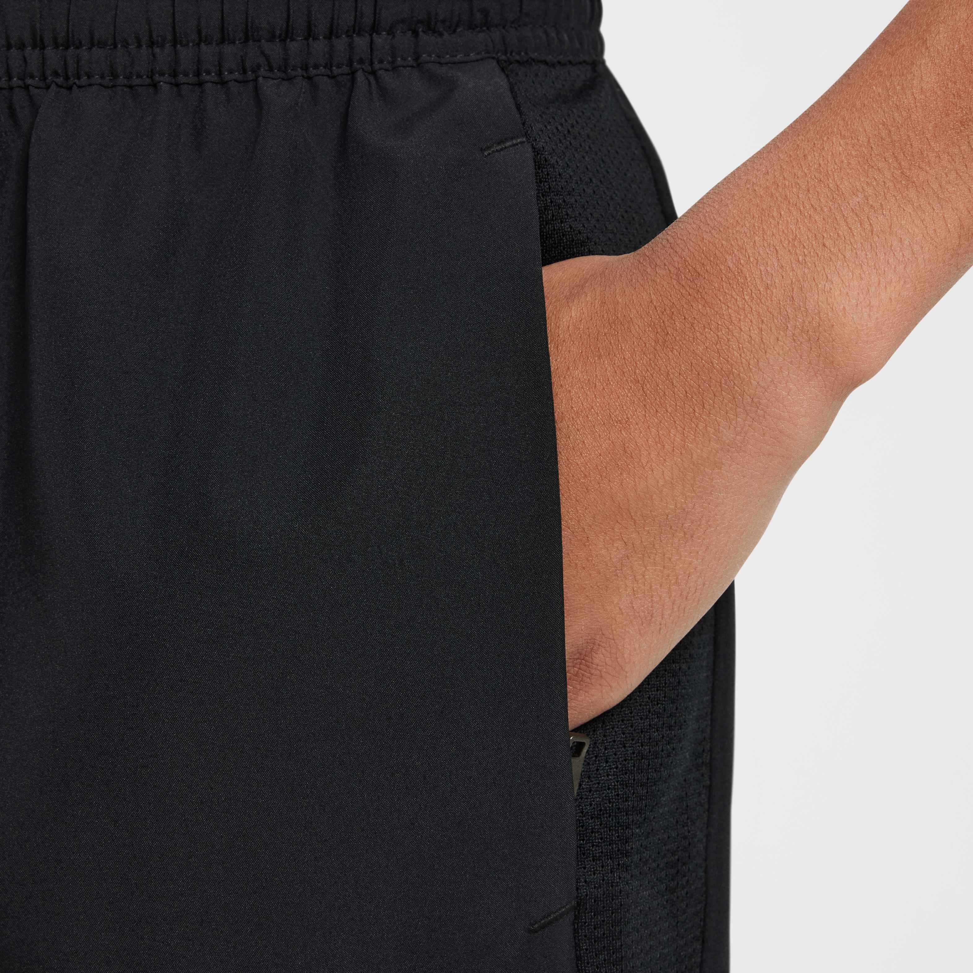 نايكي أكاديمي image number 3