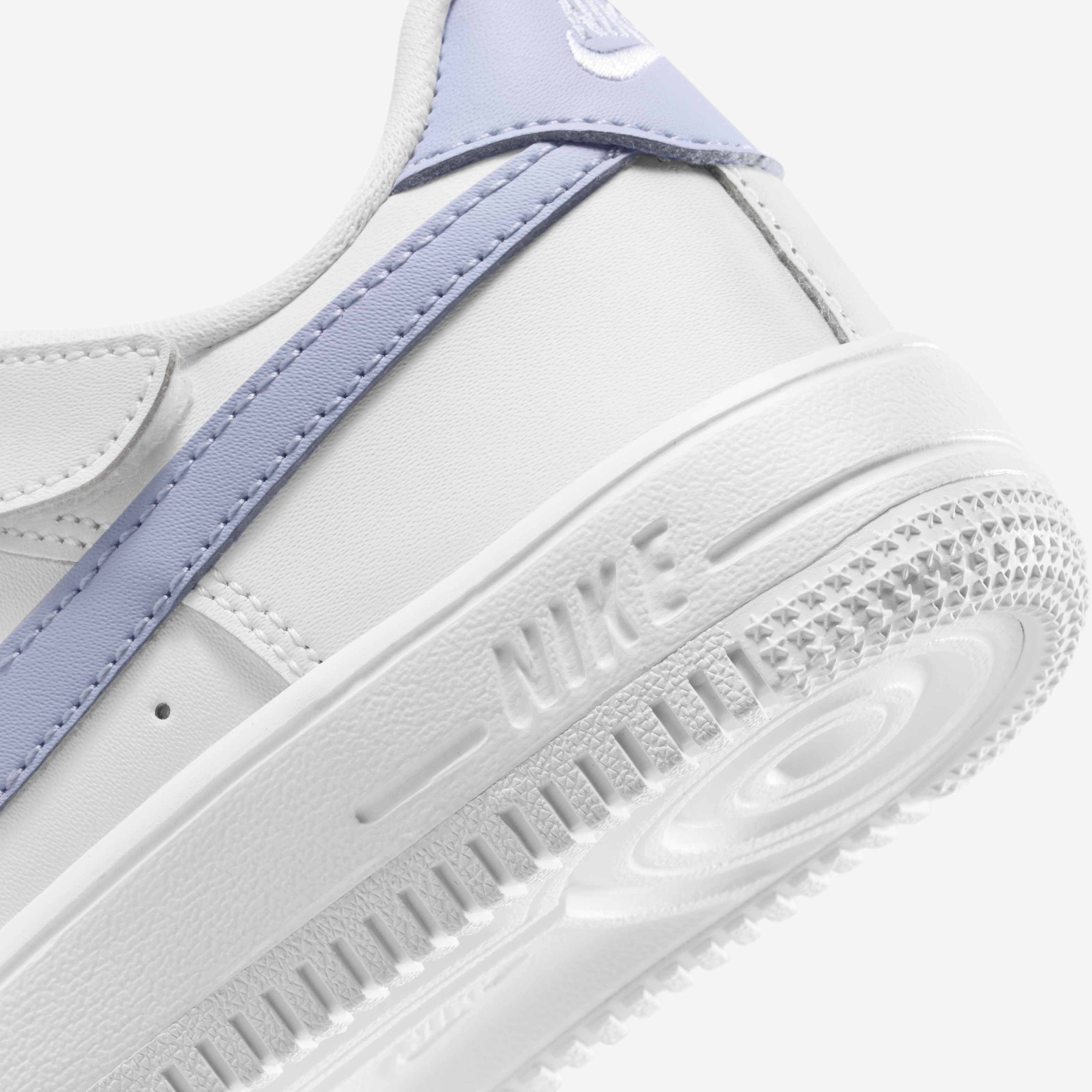 نايكي فورس 1 لو ايزي اون image number 7