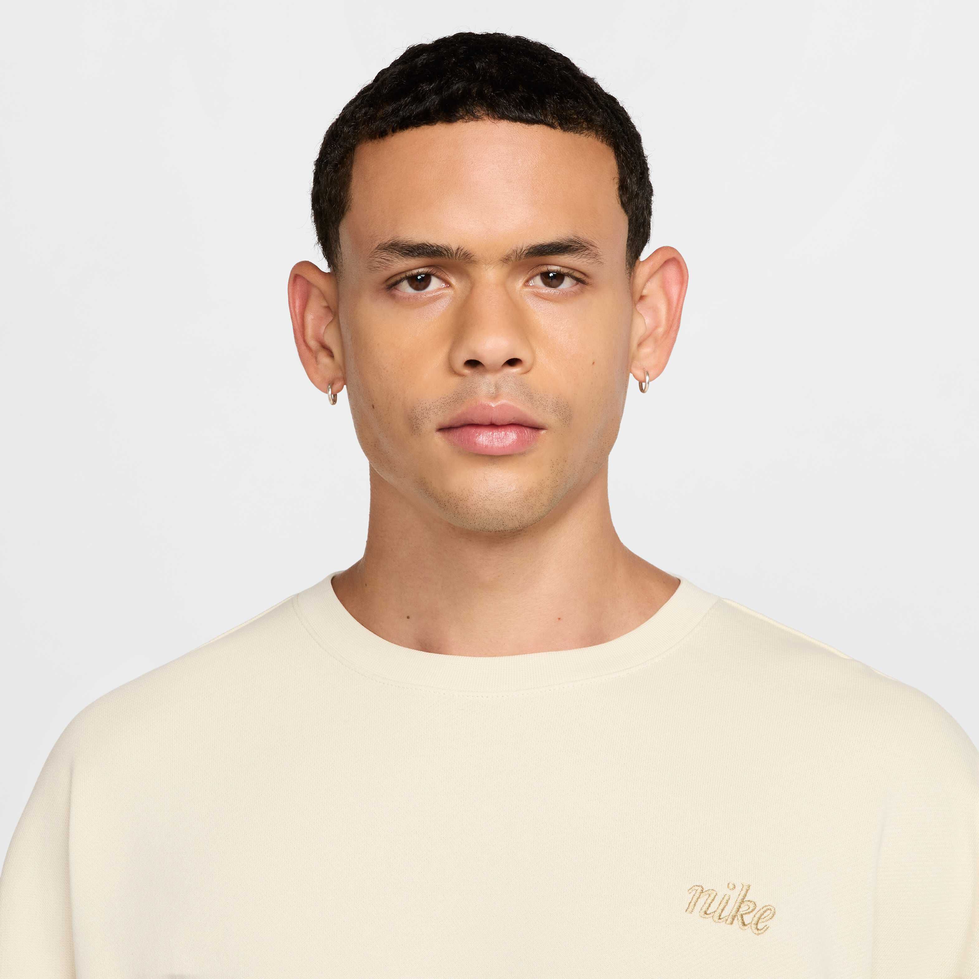 送料無料 百貨店 Crew Oversized Men's Club Nike Buy - Khaki Khaki/Light Light F1