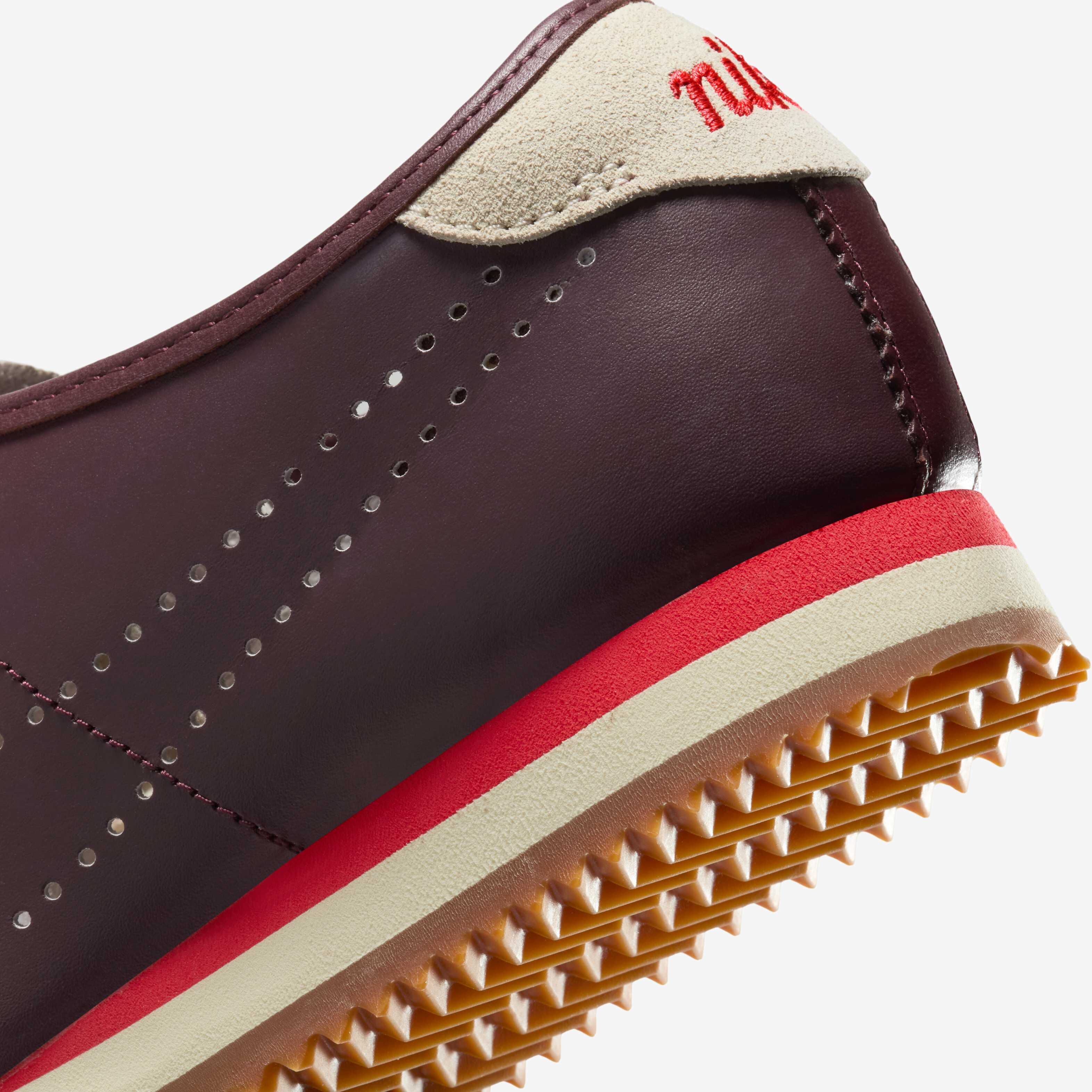 Nike Cortez Leather image number 7
