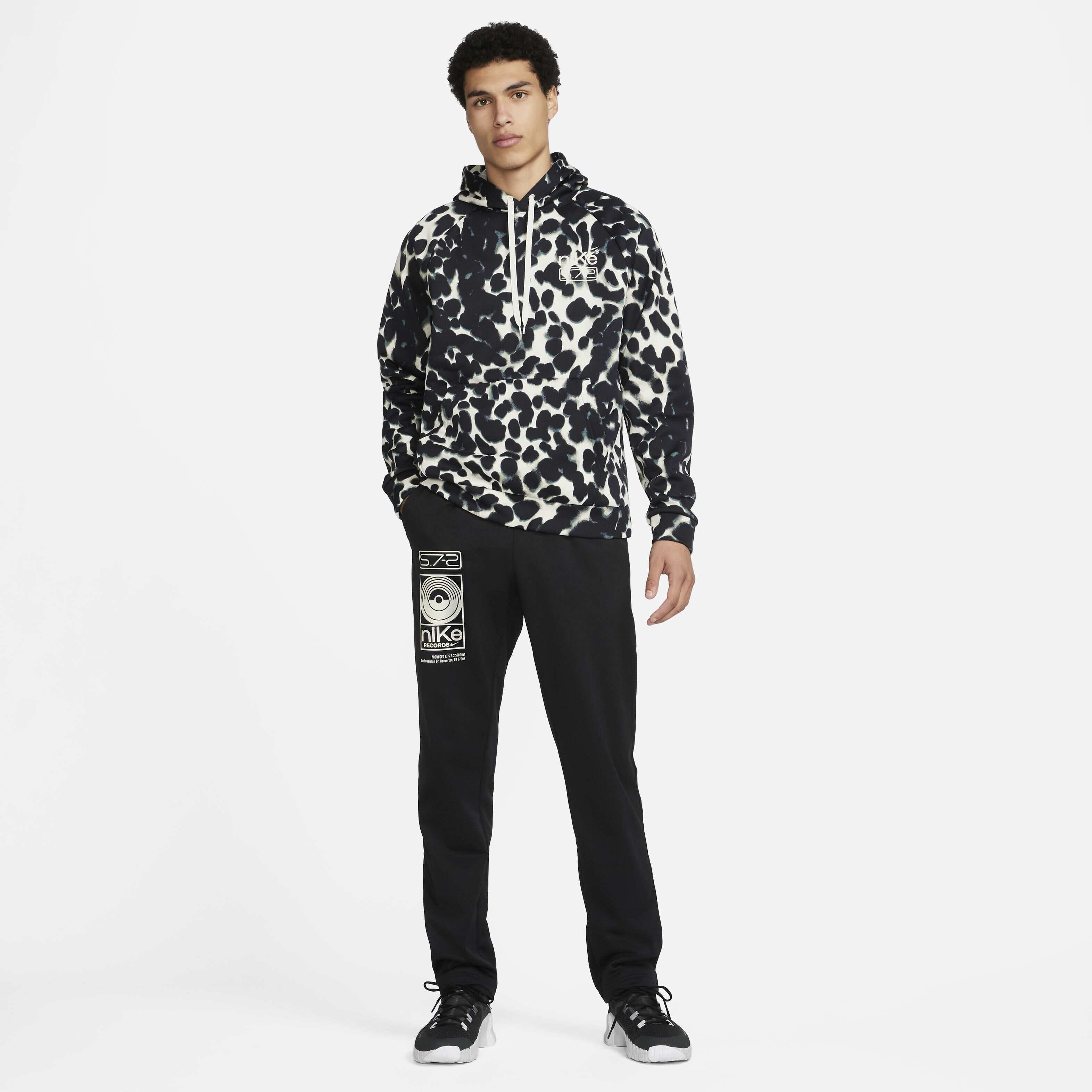 Mens nike 72 hot sale