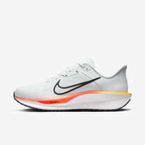 Nike Quest 6