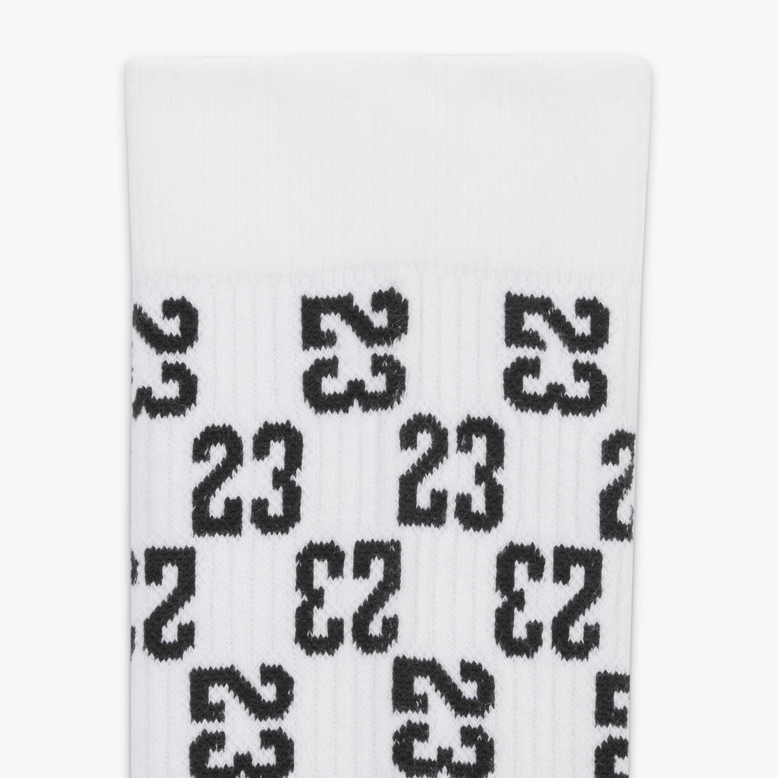 Jordan Everyday Essentials image number 3