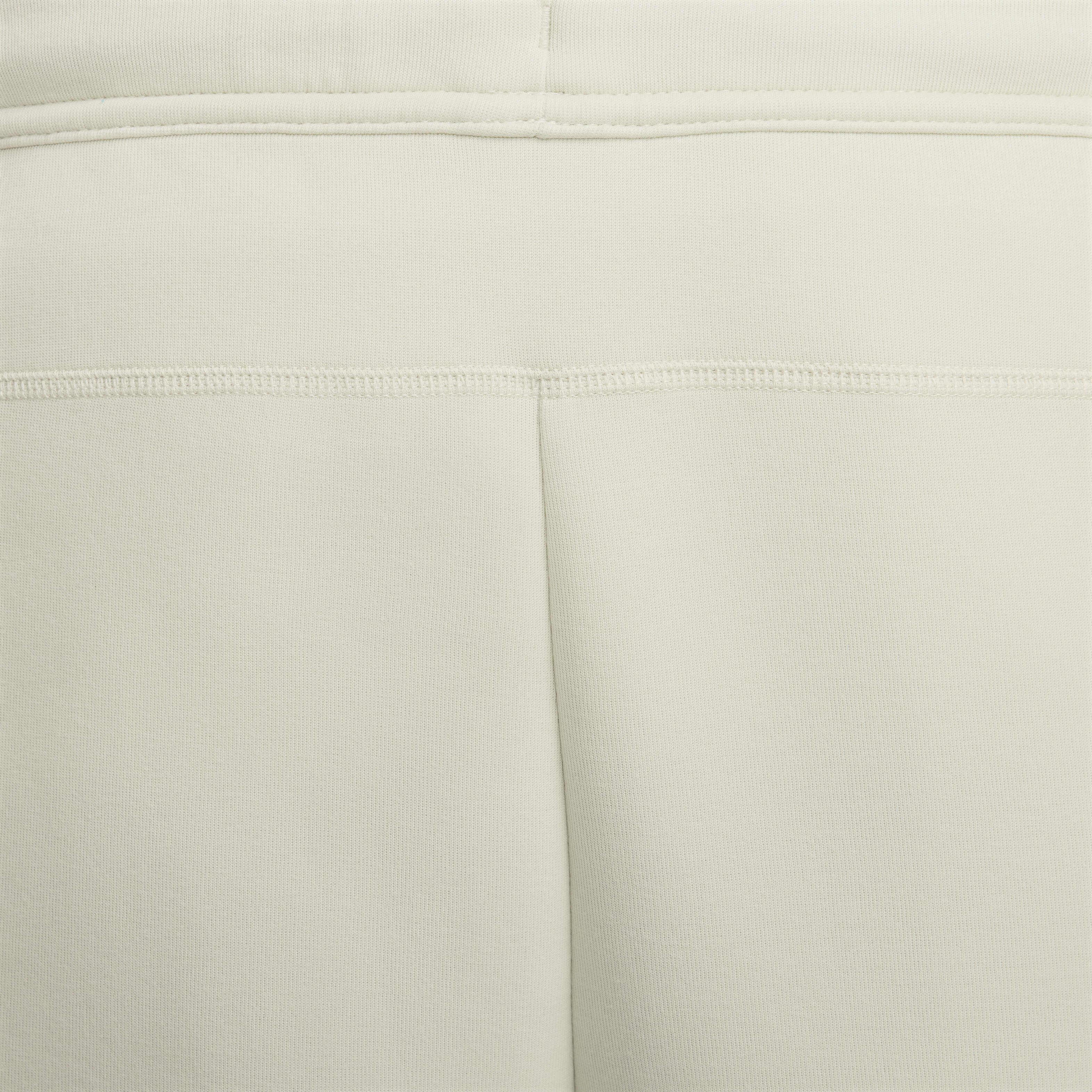 Nike Sportswear Tech Fleece image number 15