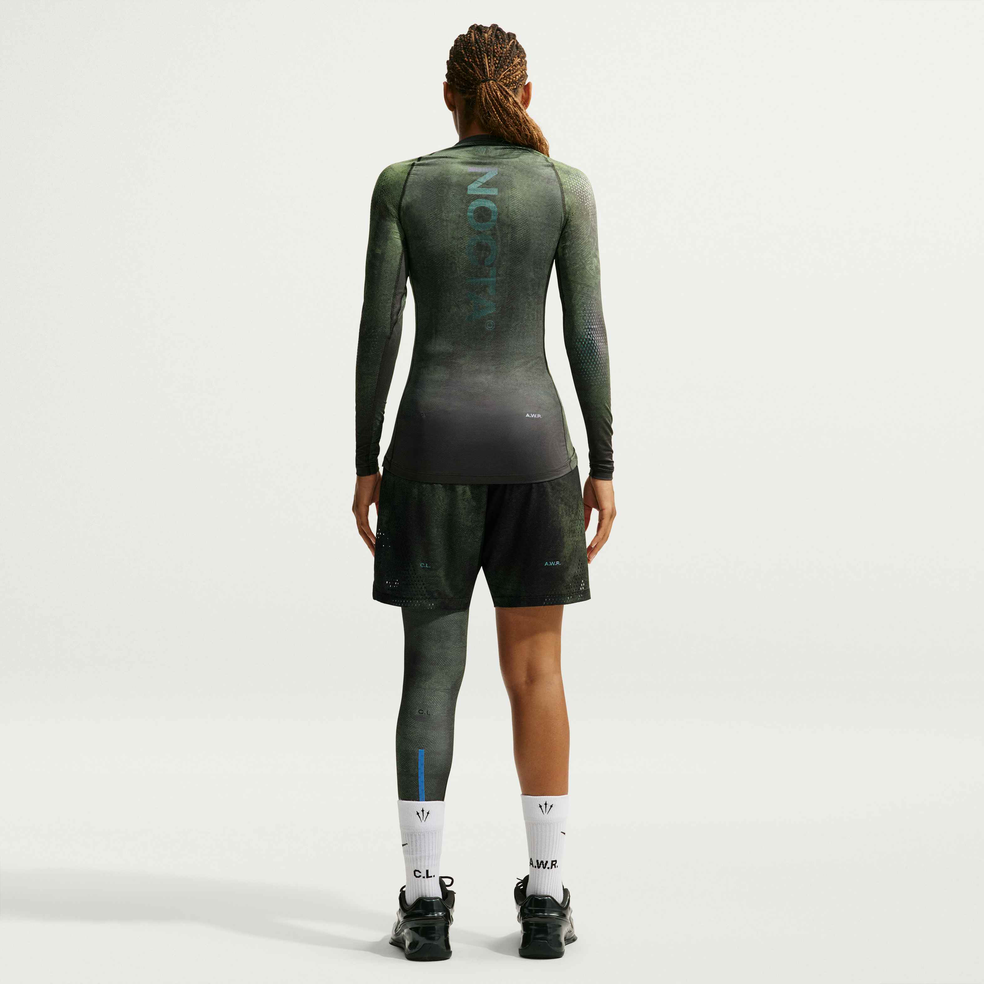 Zoom image