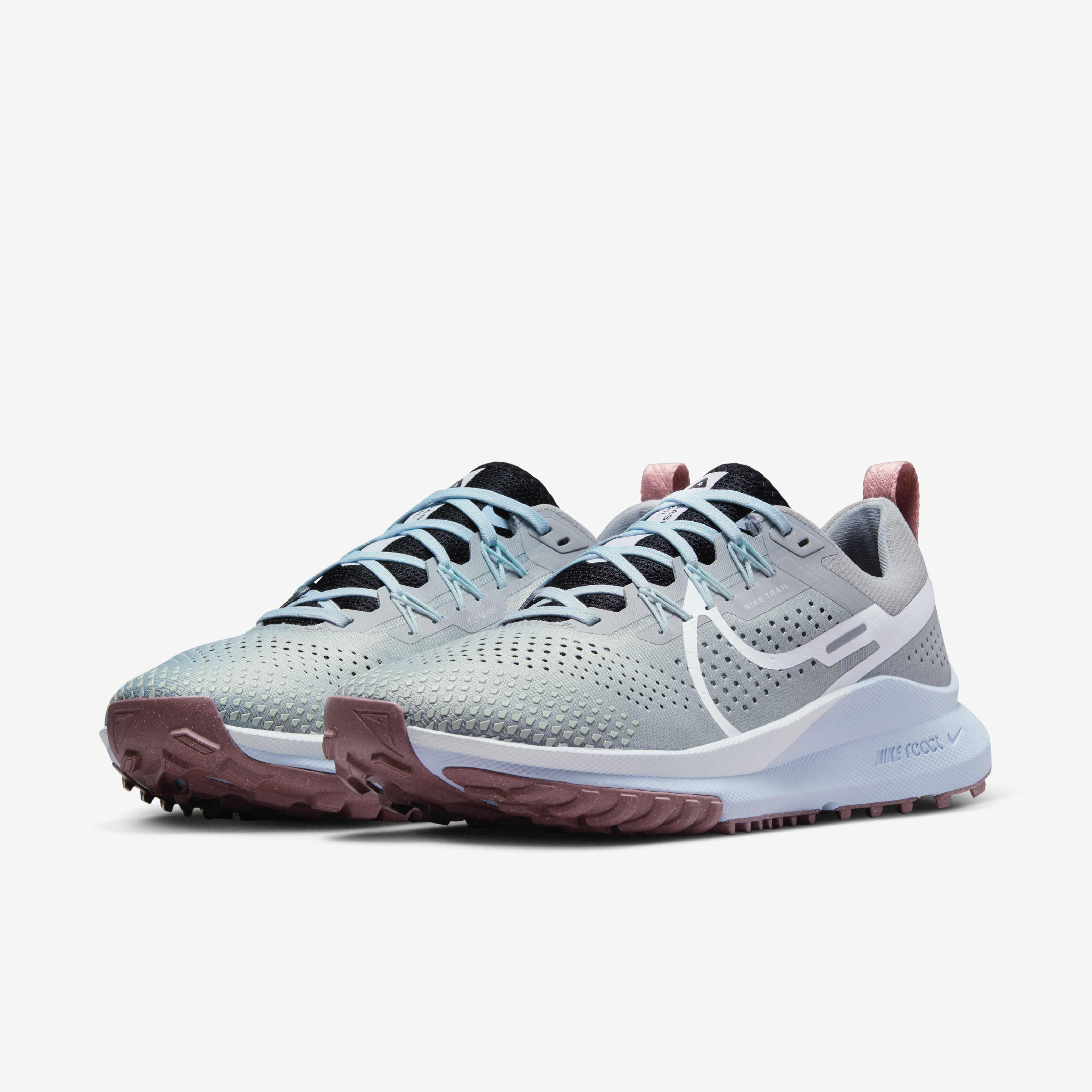 Nike Pegasus Trail 4 image number 4