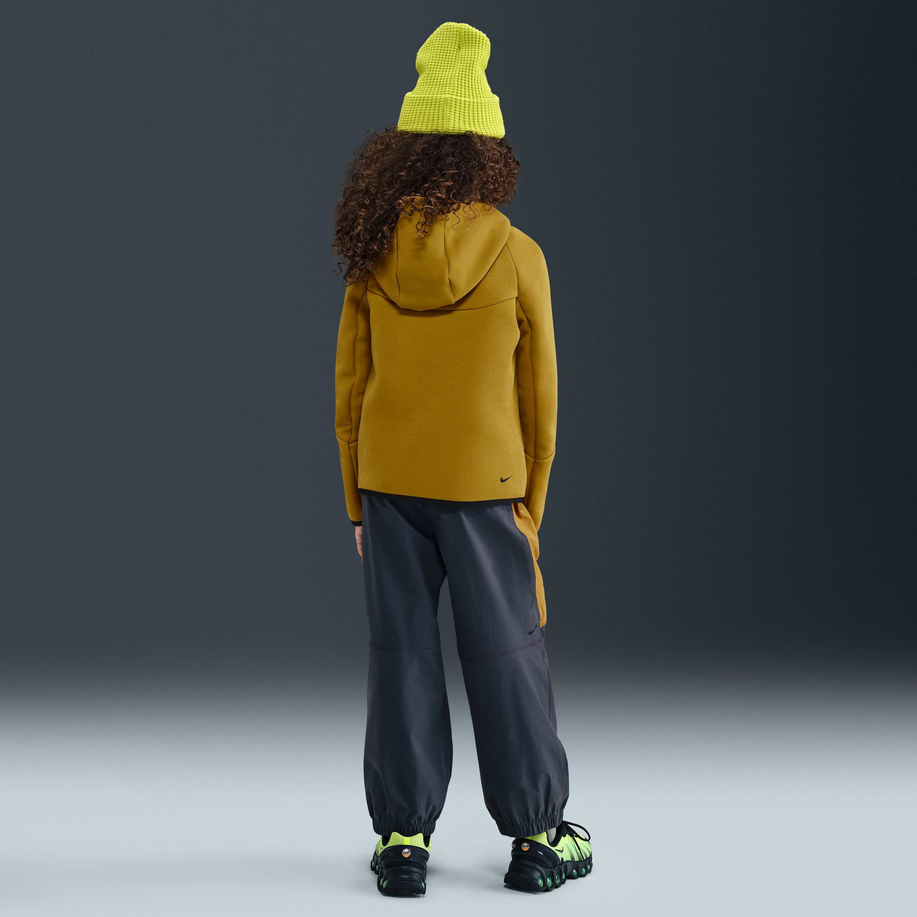 Nike Tech image number 6